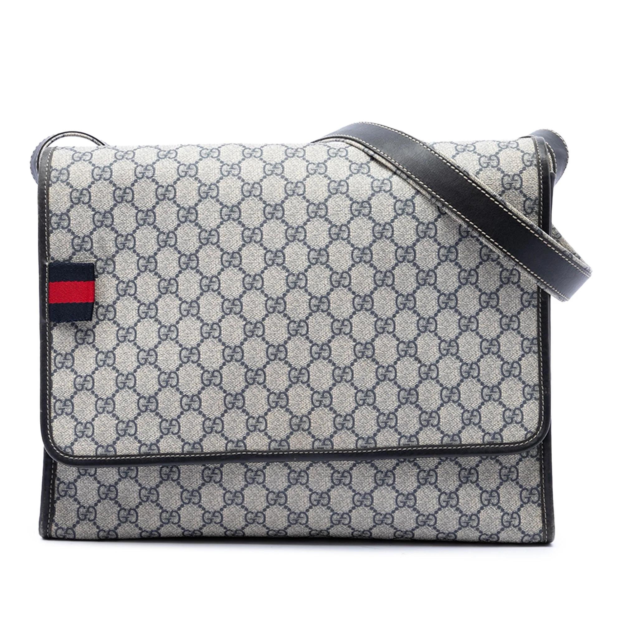 Gucci B leather handbag