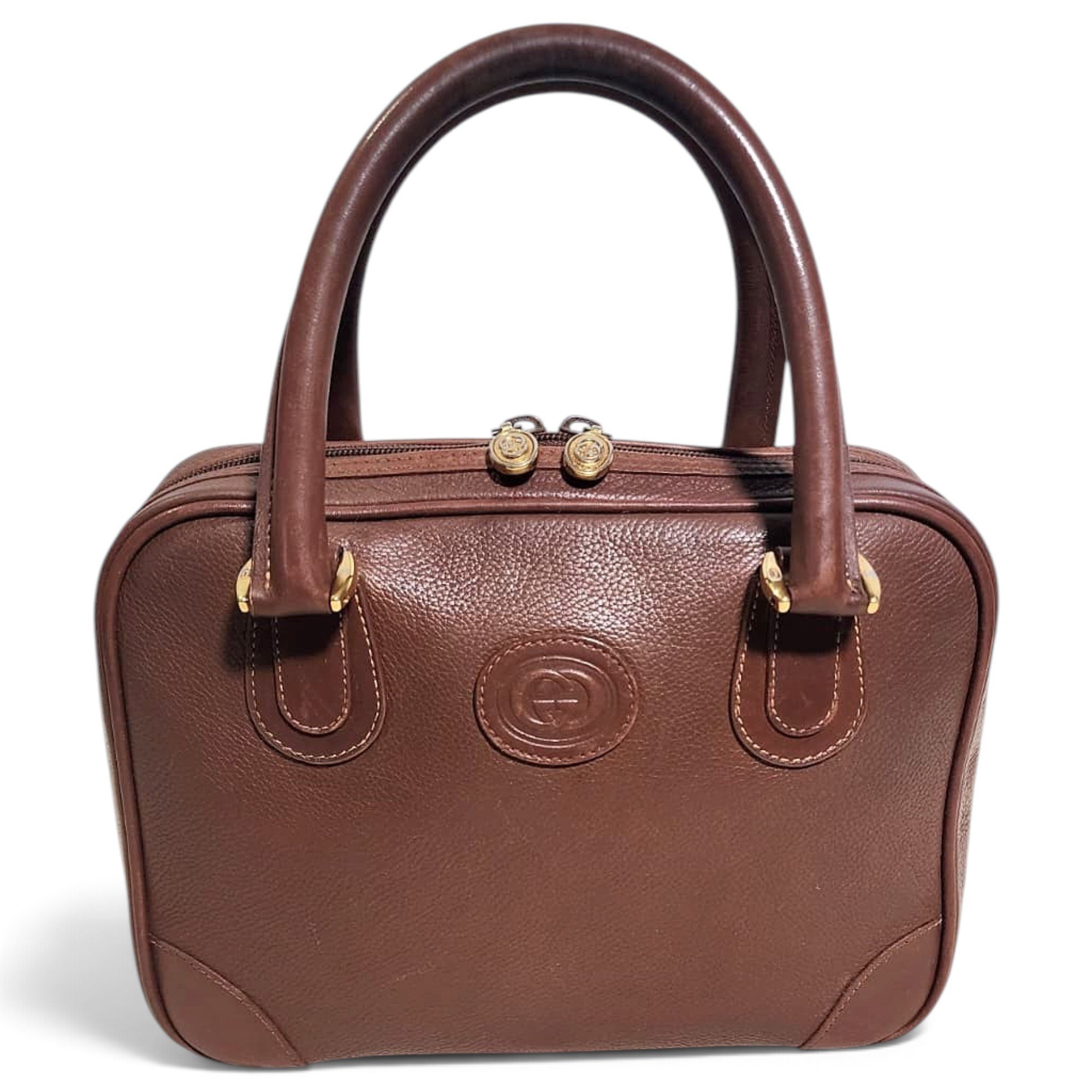 Leather travel bag