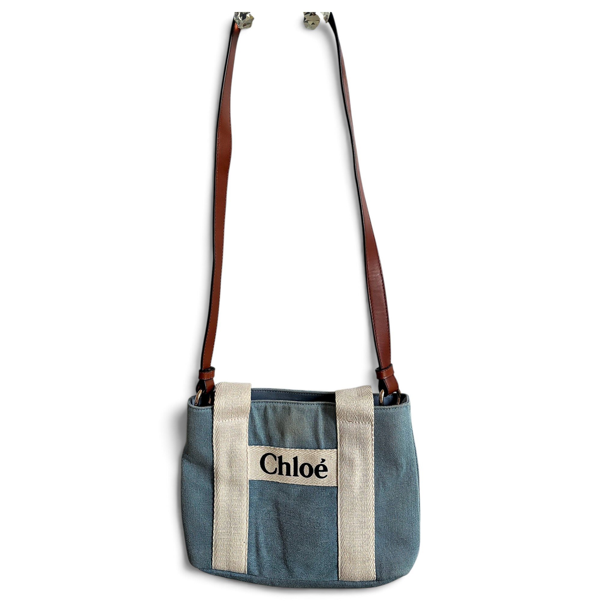 Woody tote