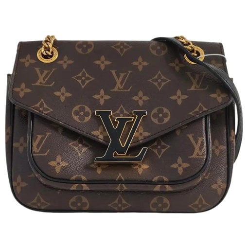 Passy leather crossbody bag