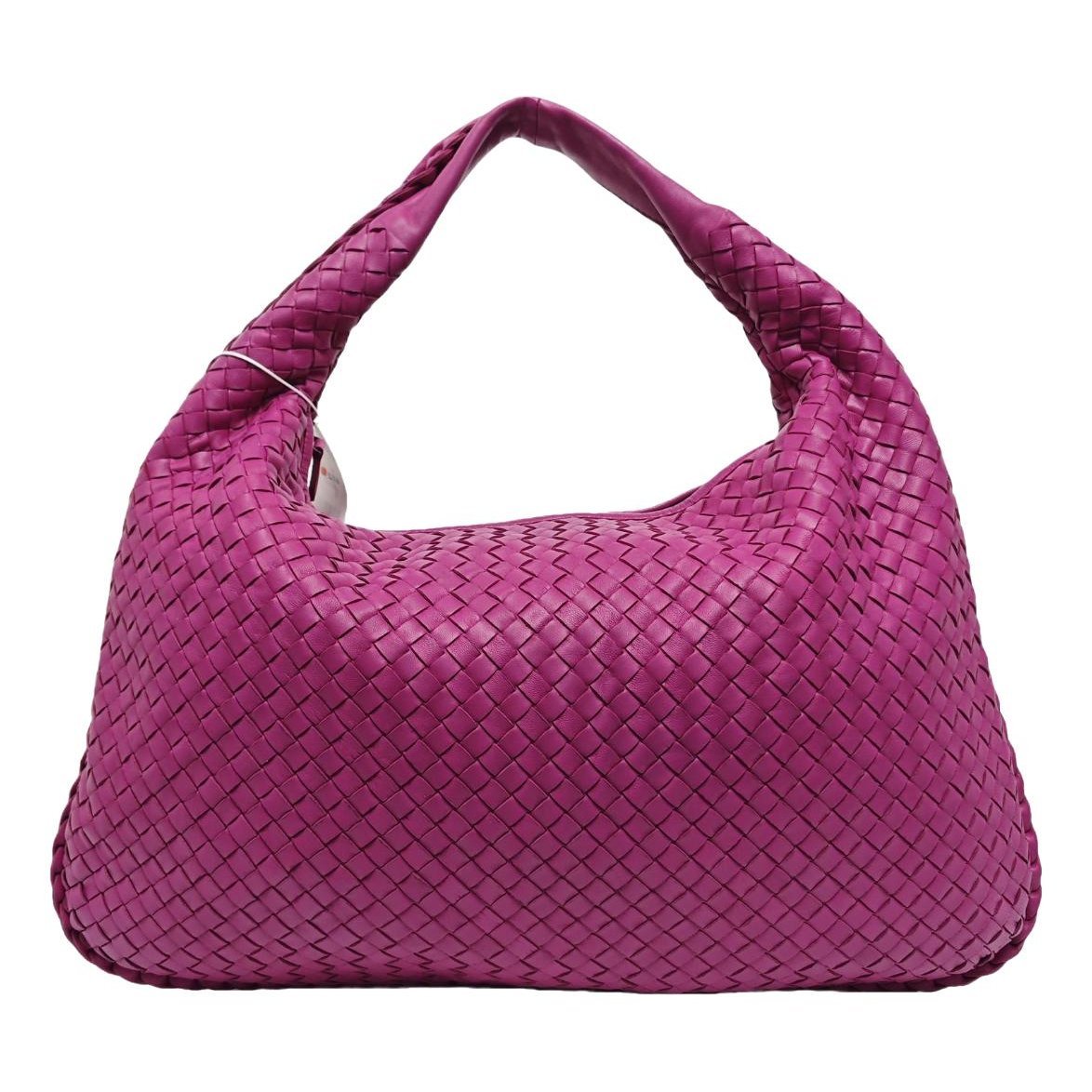 Veneta leather handbag