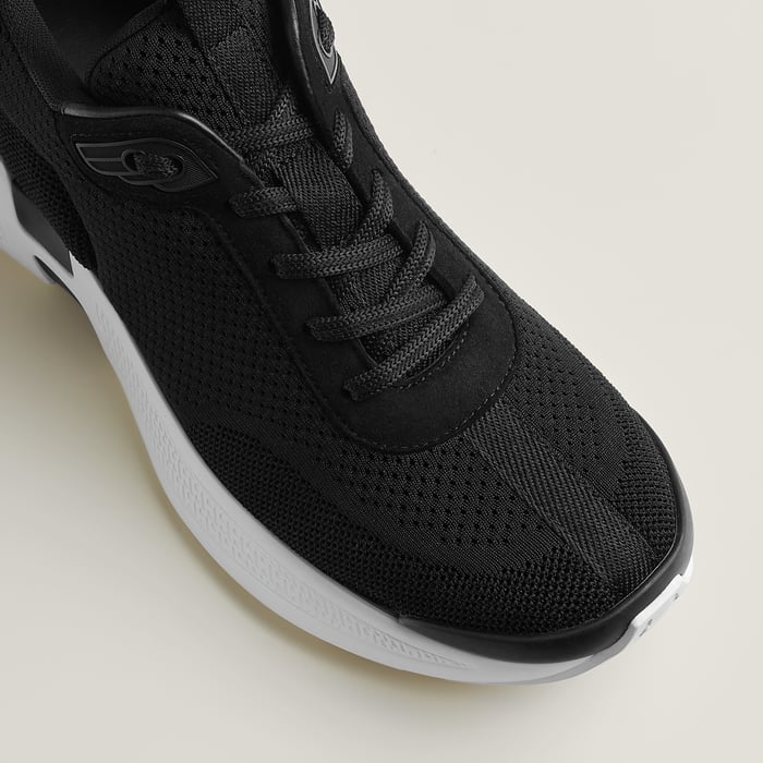 Noir Heros Sneaker