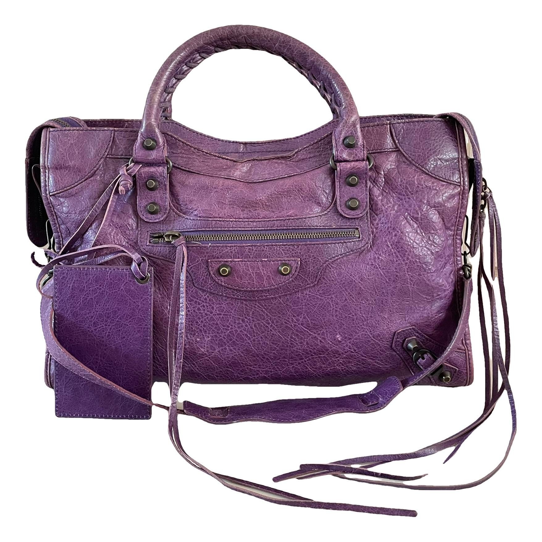 City leather handbag