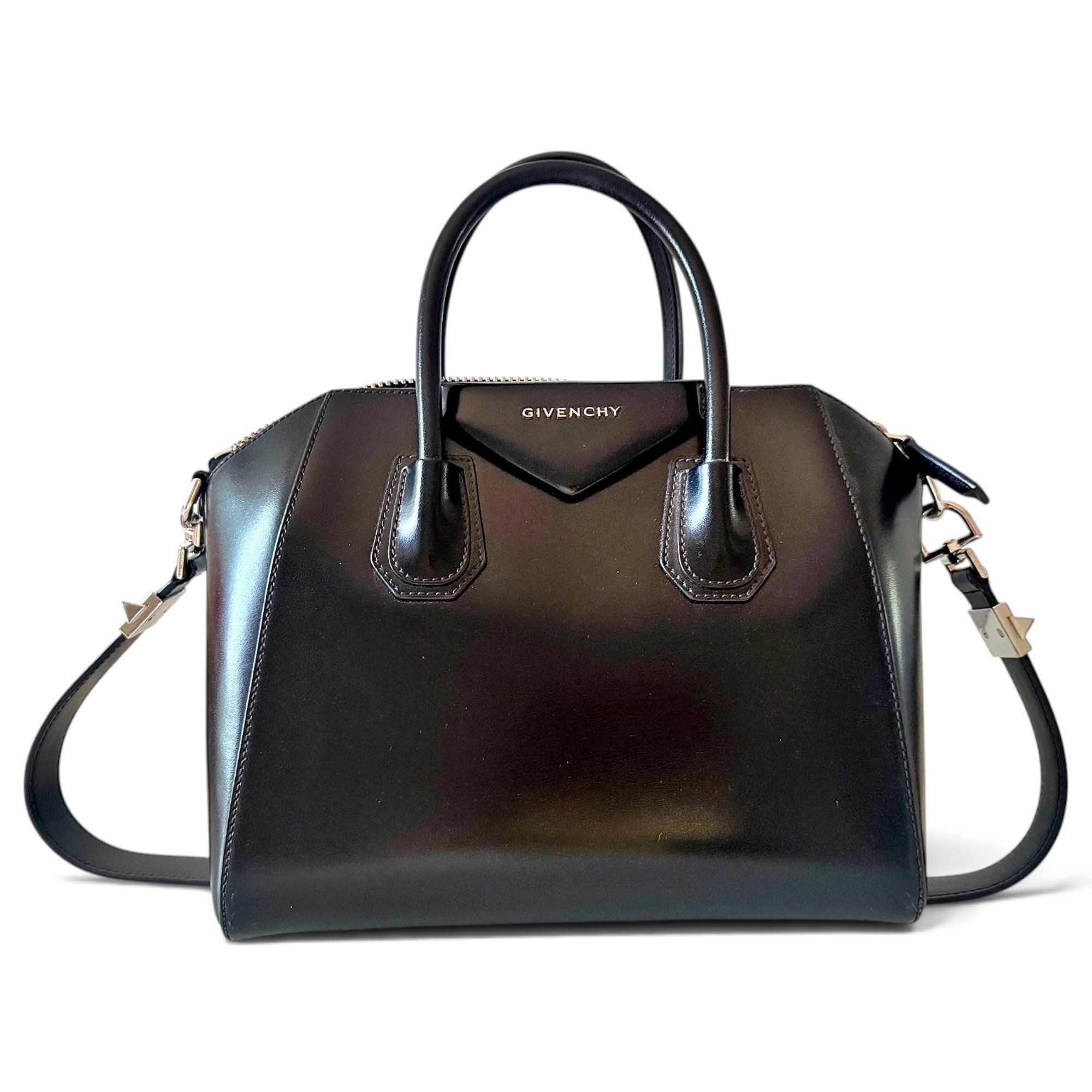 Antigona leather handbag