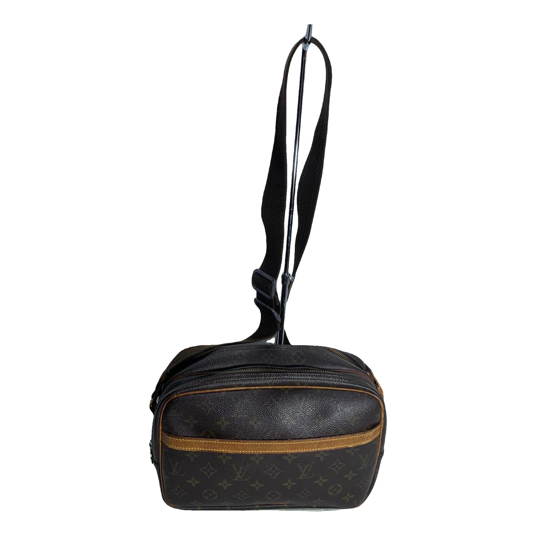 Reporter leather crossbody bag