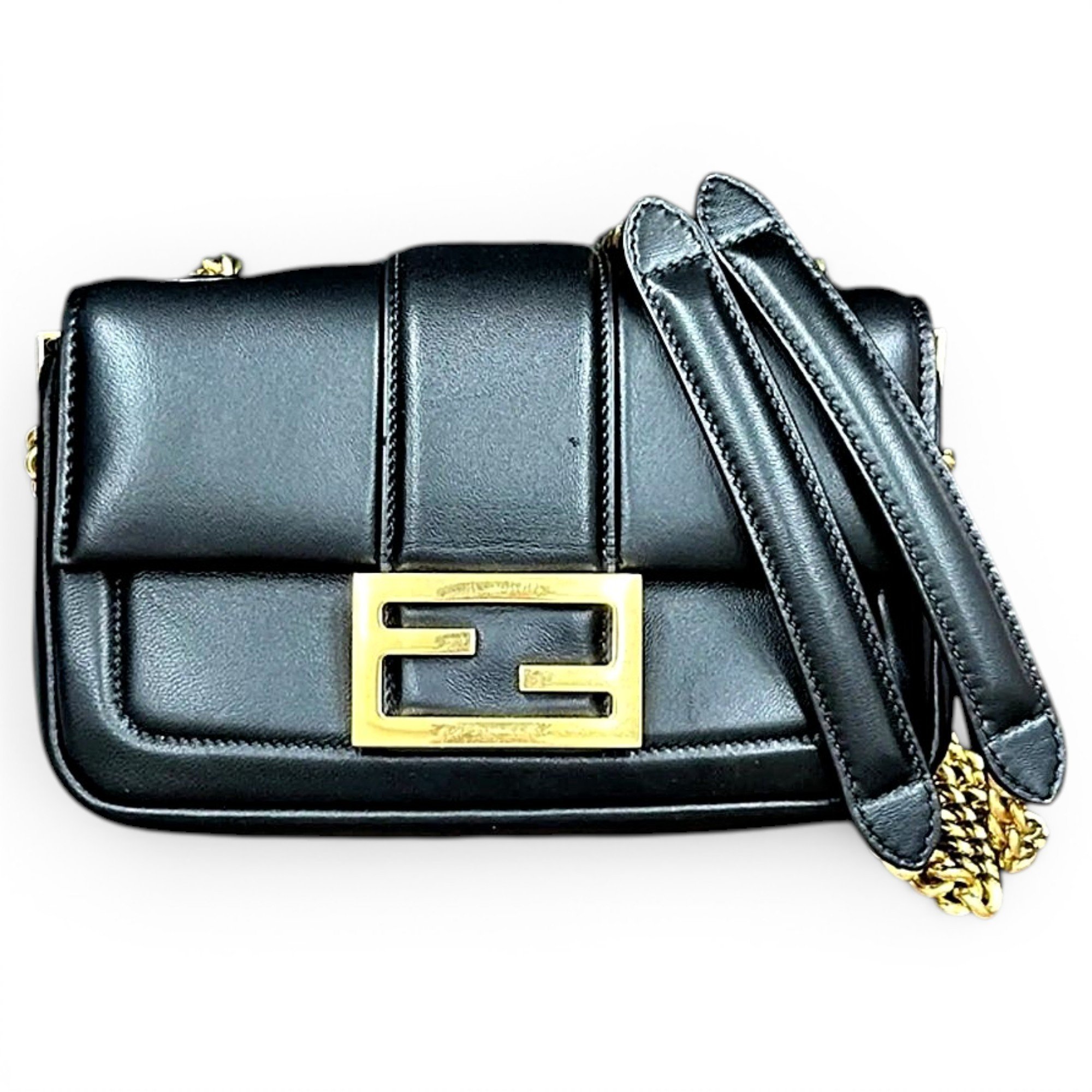 Baguette leather crossbody bag