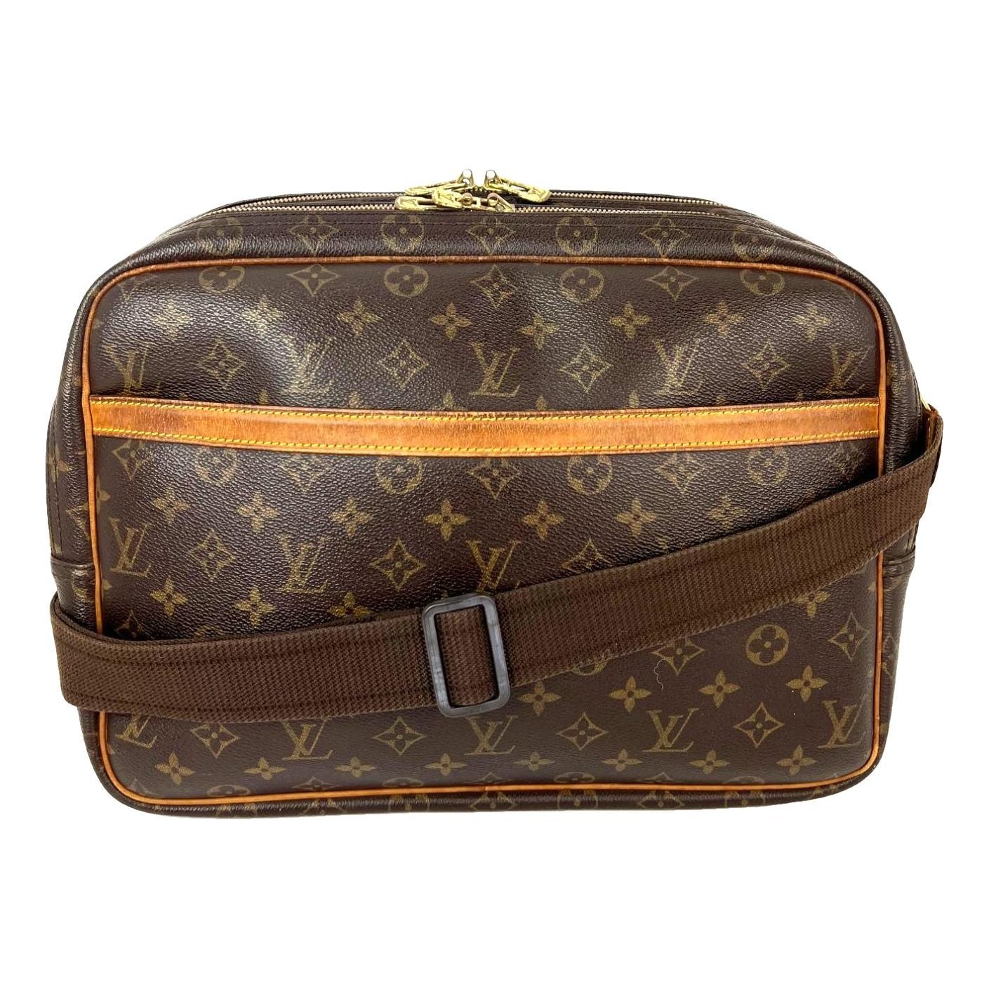 Reporter leather satchel