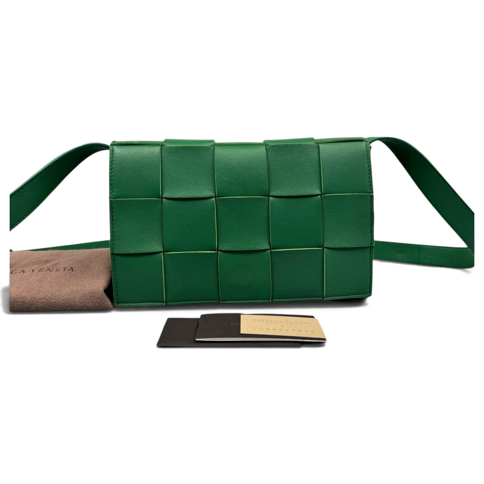 Cassette leather crossbody bag
