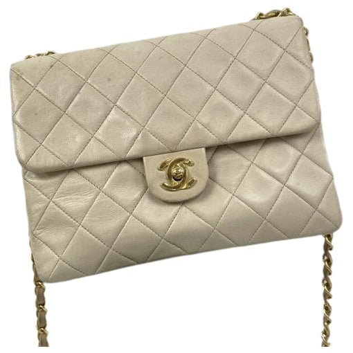 Chanel Timeless/Classique leather handbag