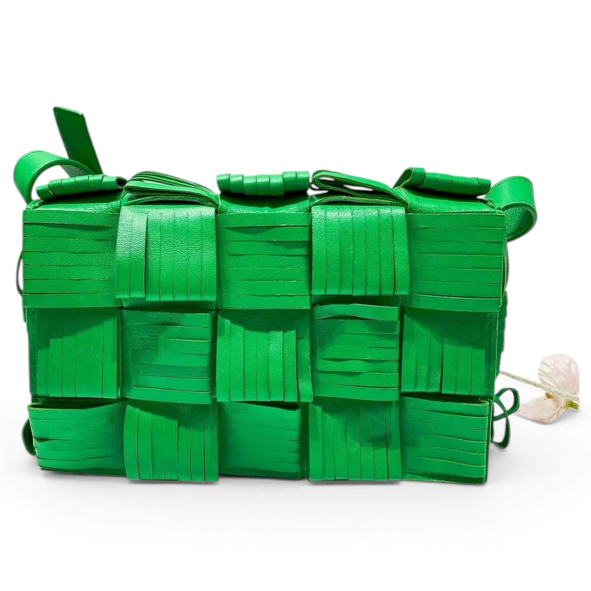 Cassette leather handbag