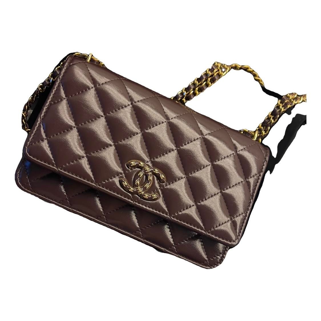 Wallet On Chain Timeless/Classique leather crossbody bag