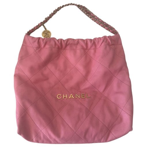 Chanel 22 leather handbag