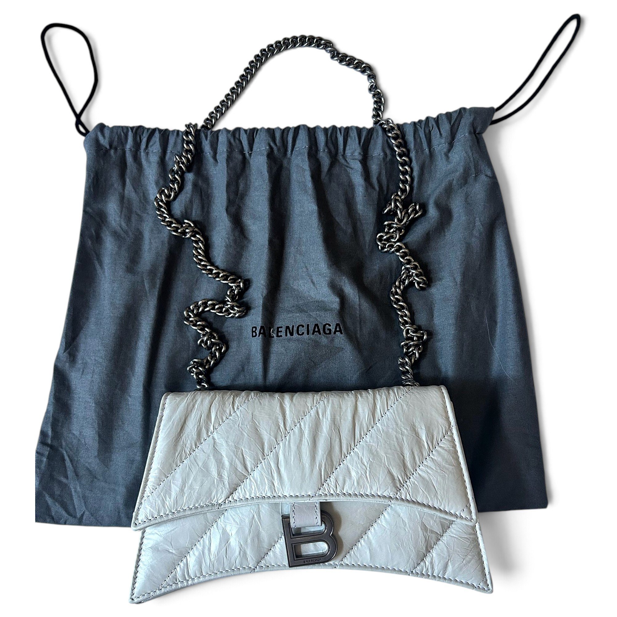 Crush leather handbag