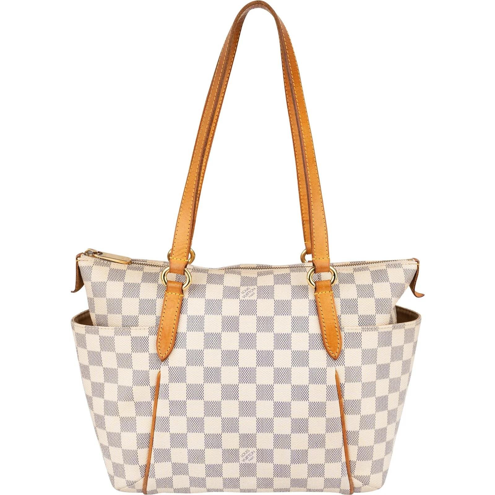 Totally leather handbag