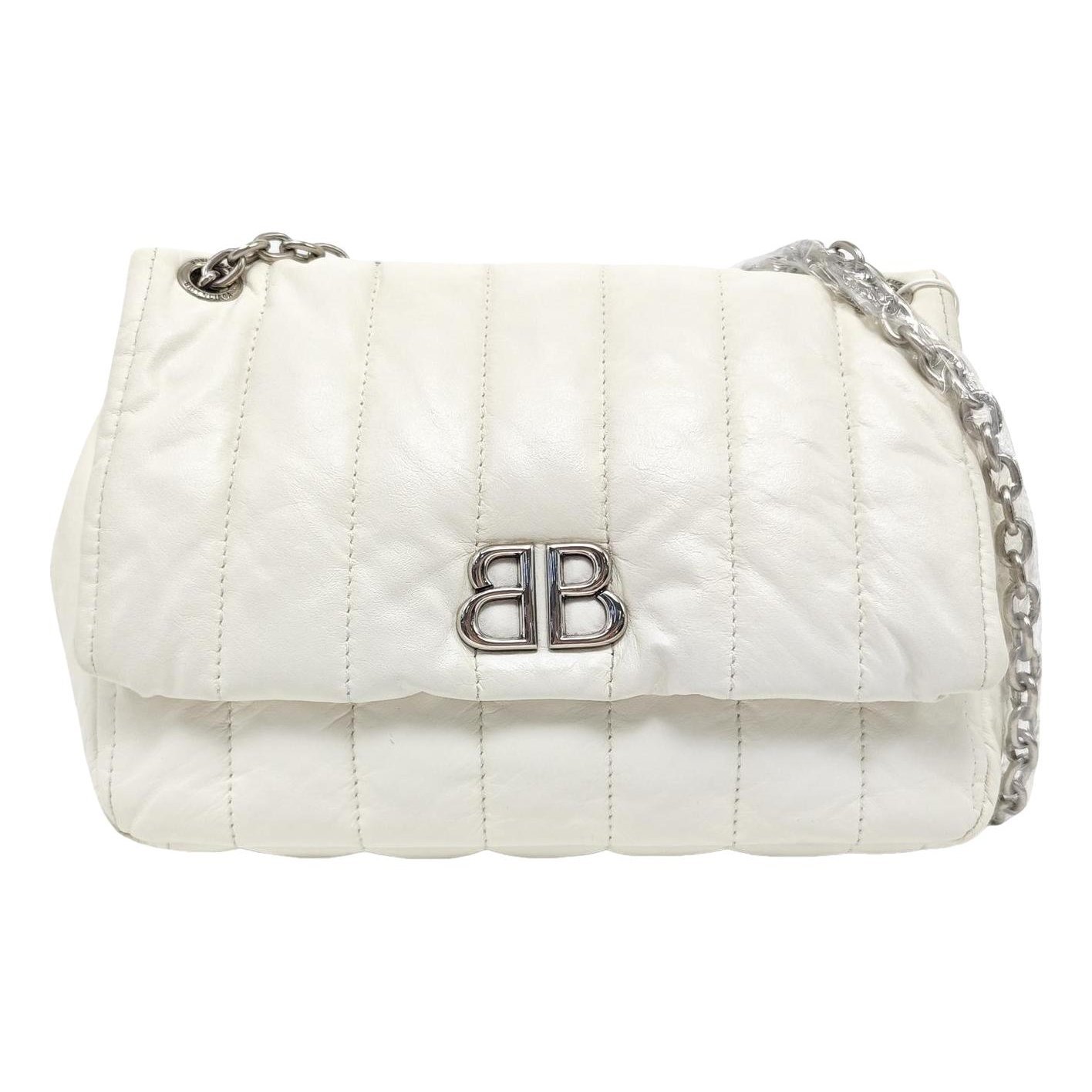 BB chain leather handbag