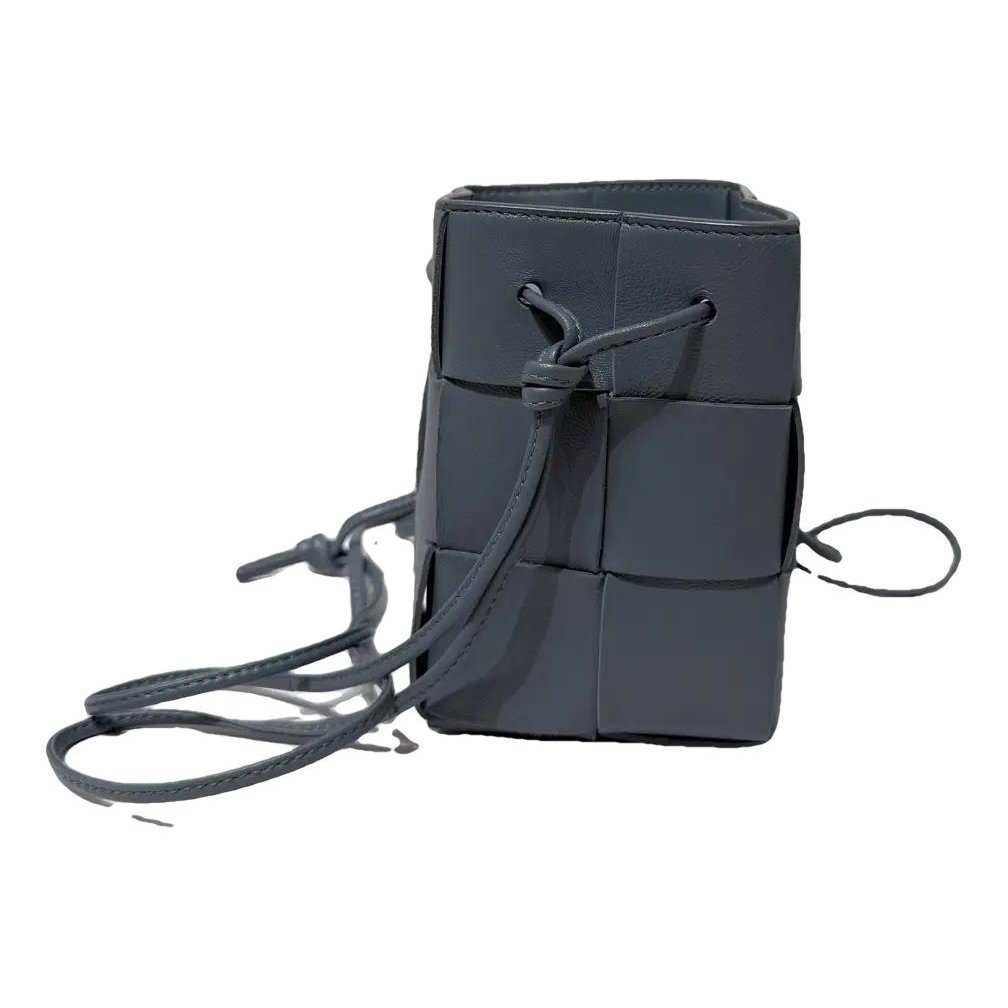 Bottega Veneta Cassette Bucket leather handbag