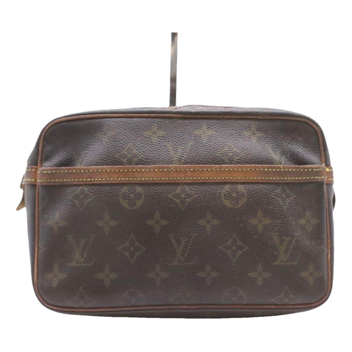 Compiegne 23 cloth vanity case
