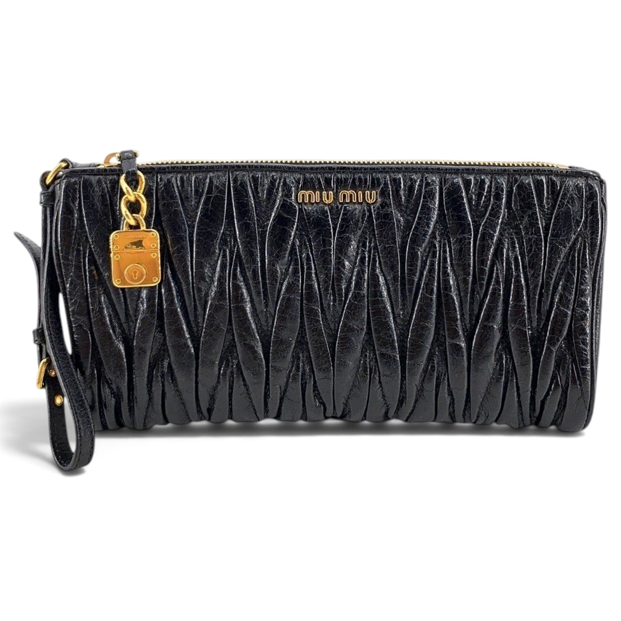 Matelassé leather clutch bag