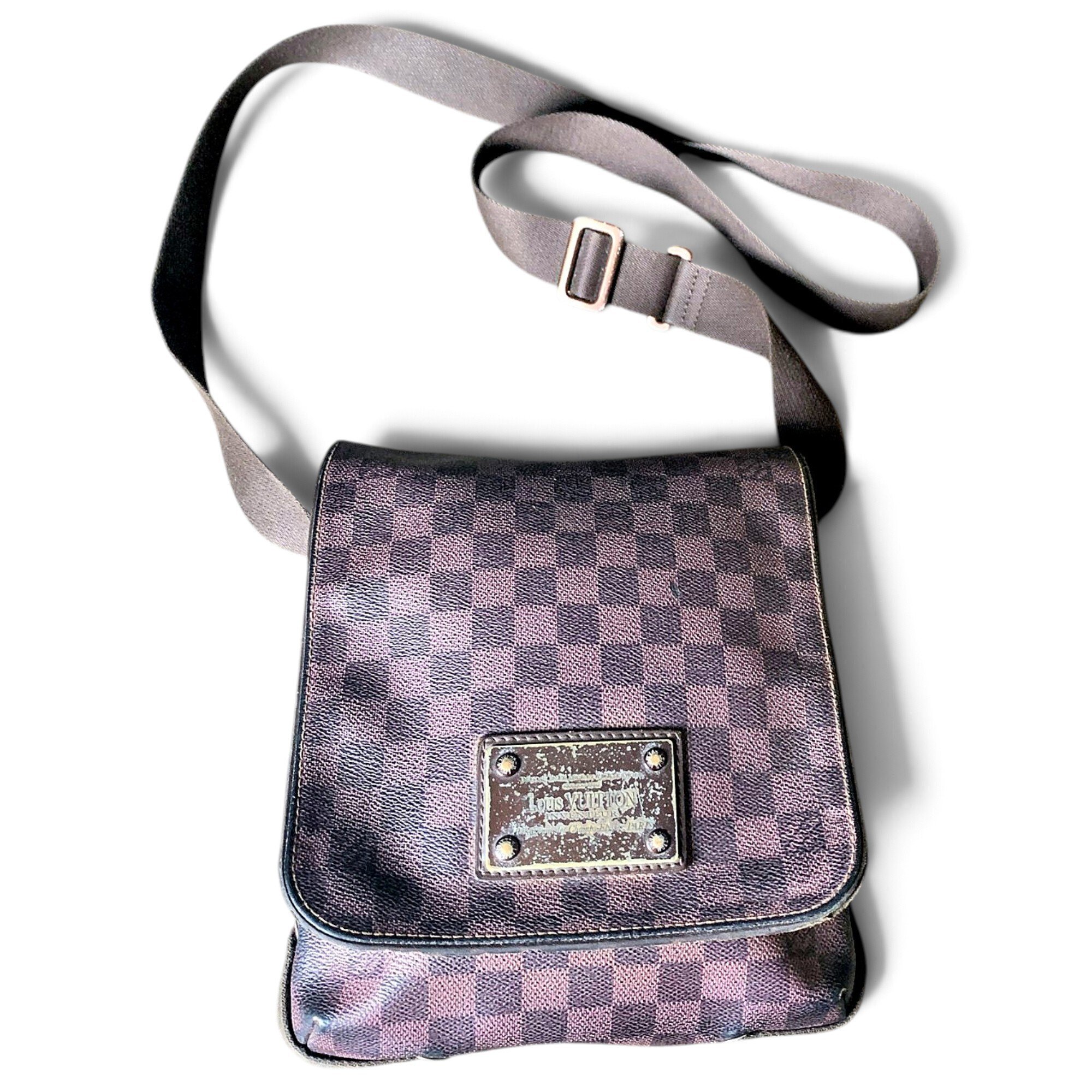 Patent leather handbag