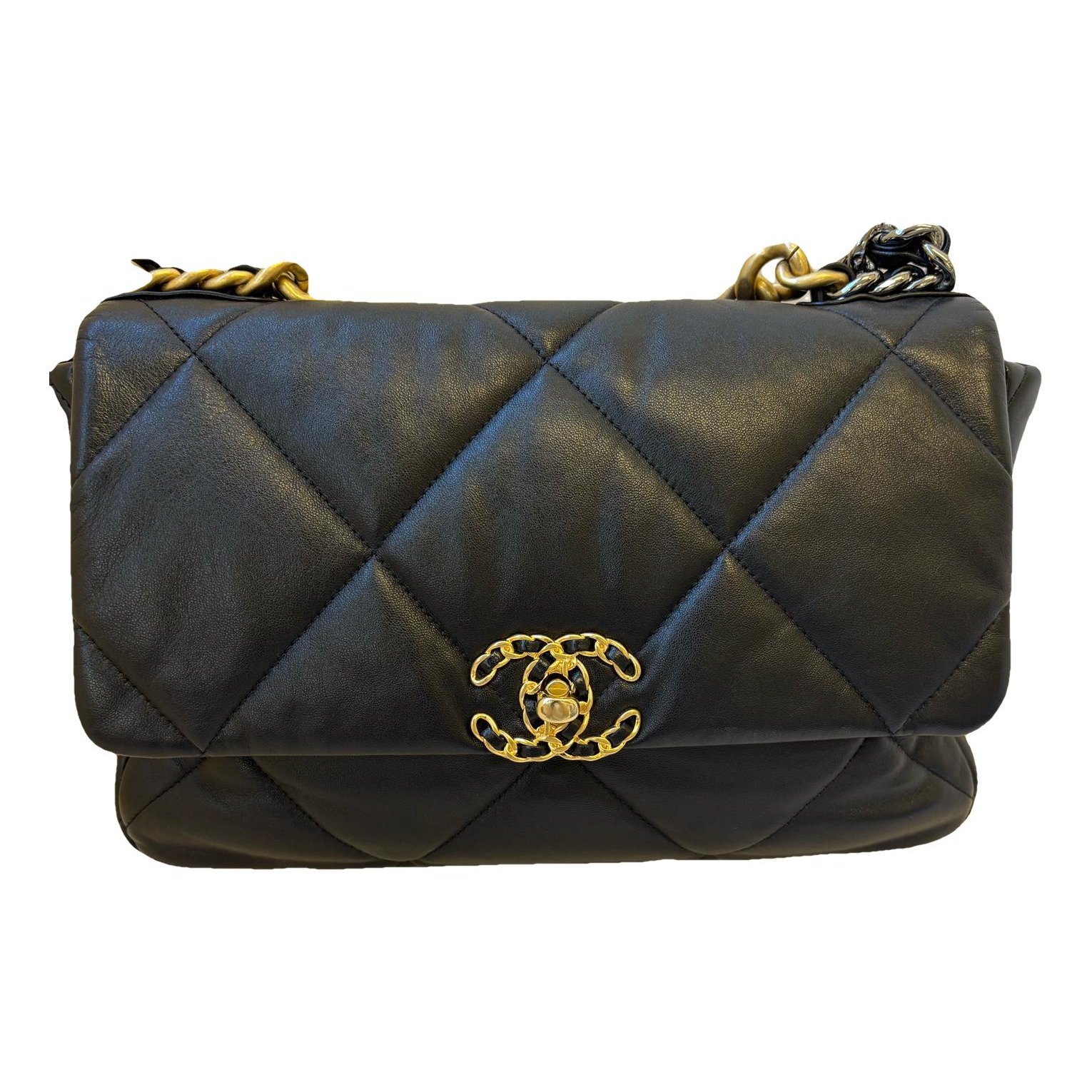 Chanel 19 leather handbag