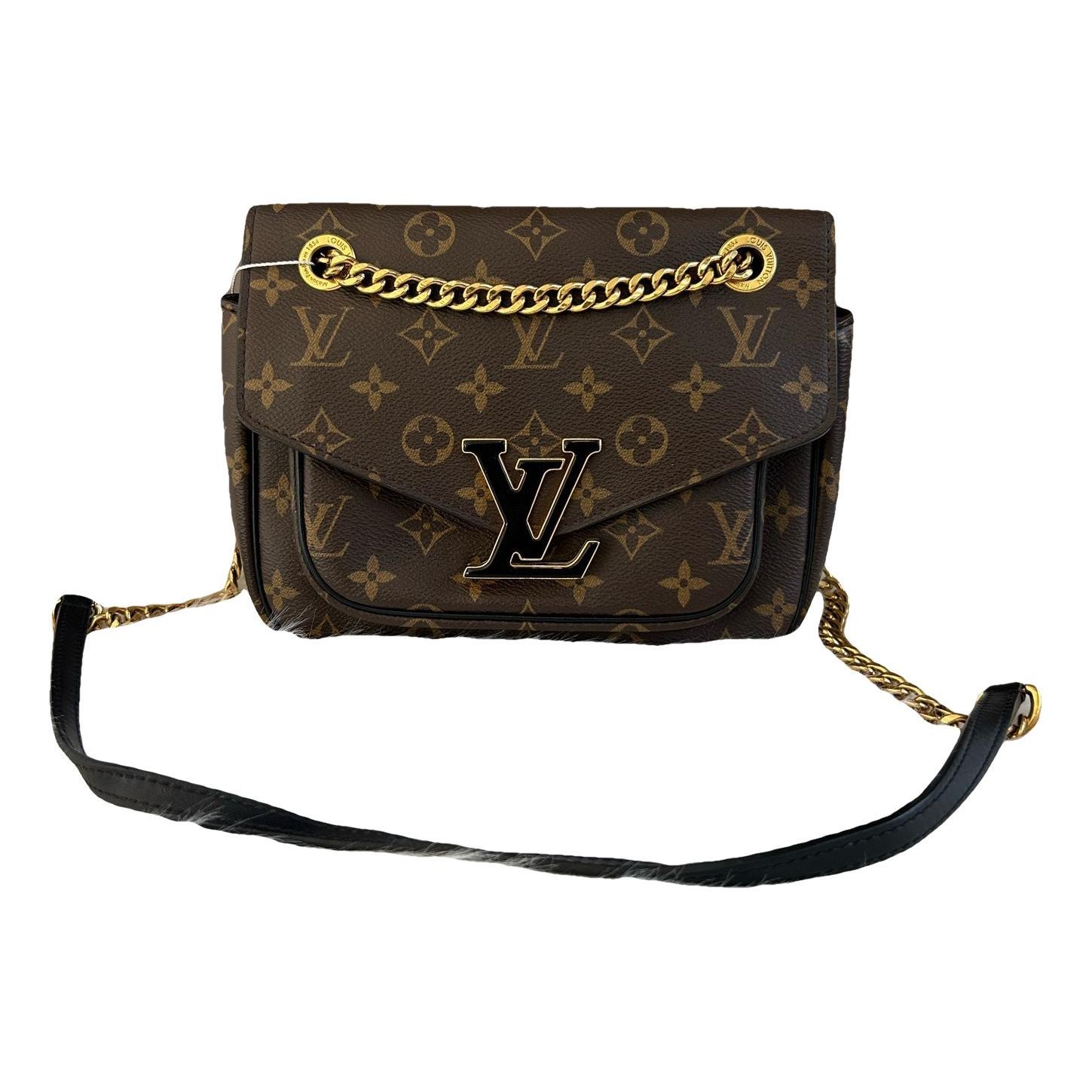 Louis Vuitton Leather handbag