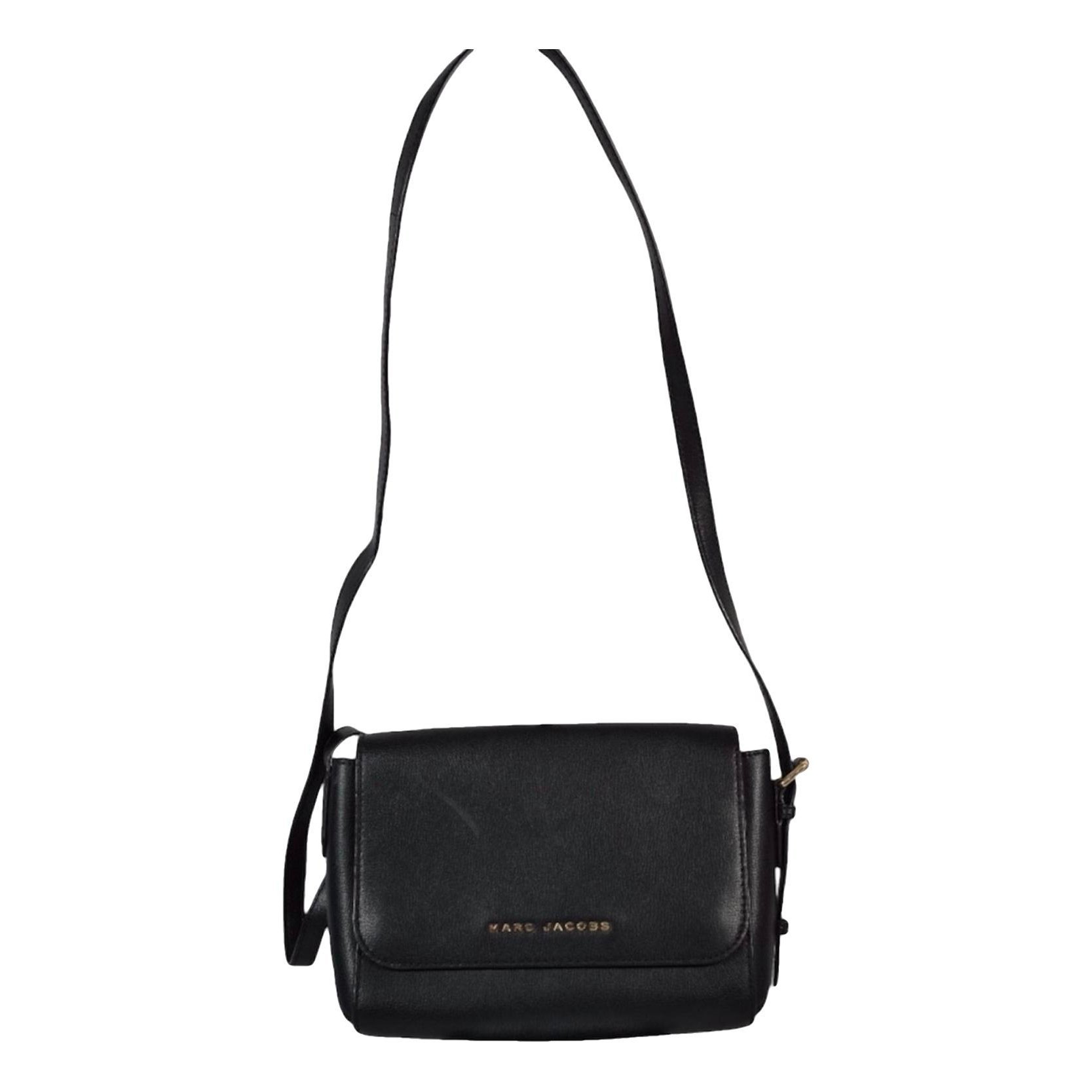Single leather crossbody bag