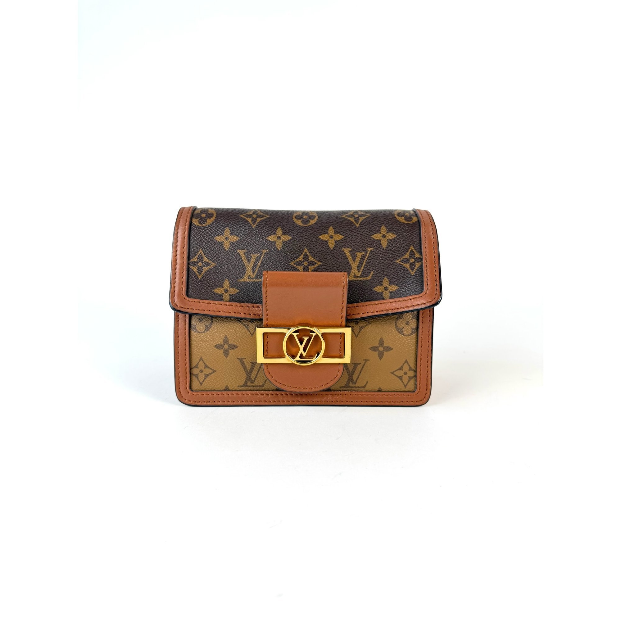 Dauphine leather handbag