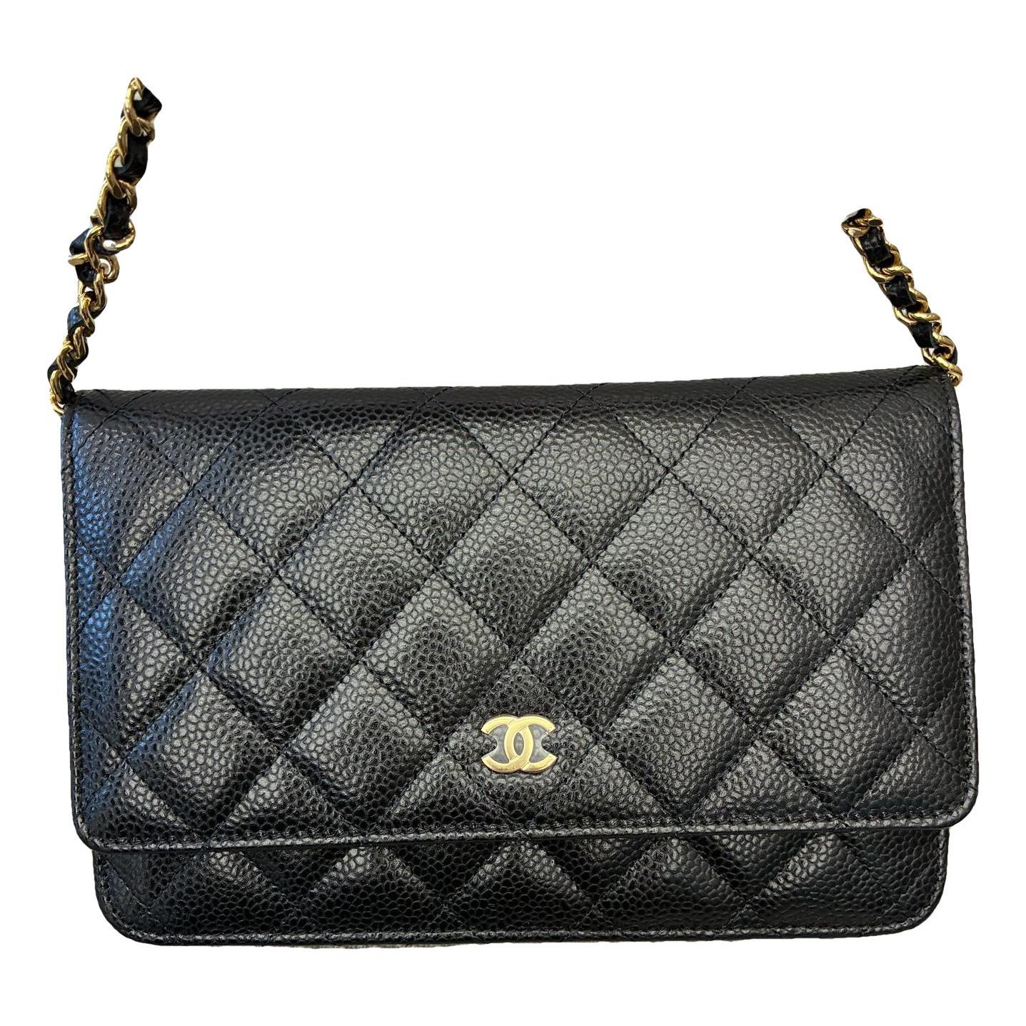 Wallet On Chain Timeless/Classique leather crossbody bag