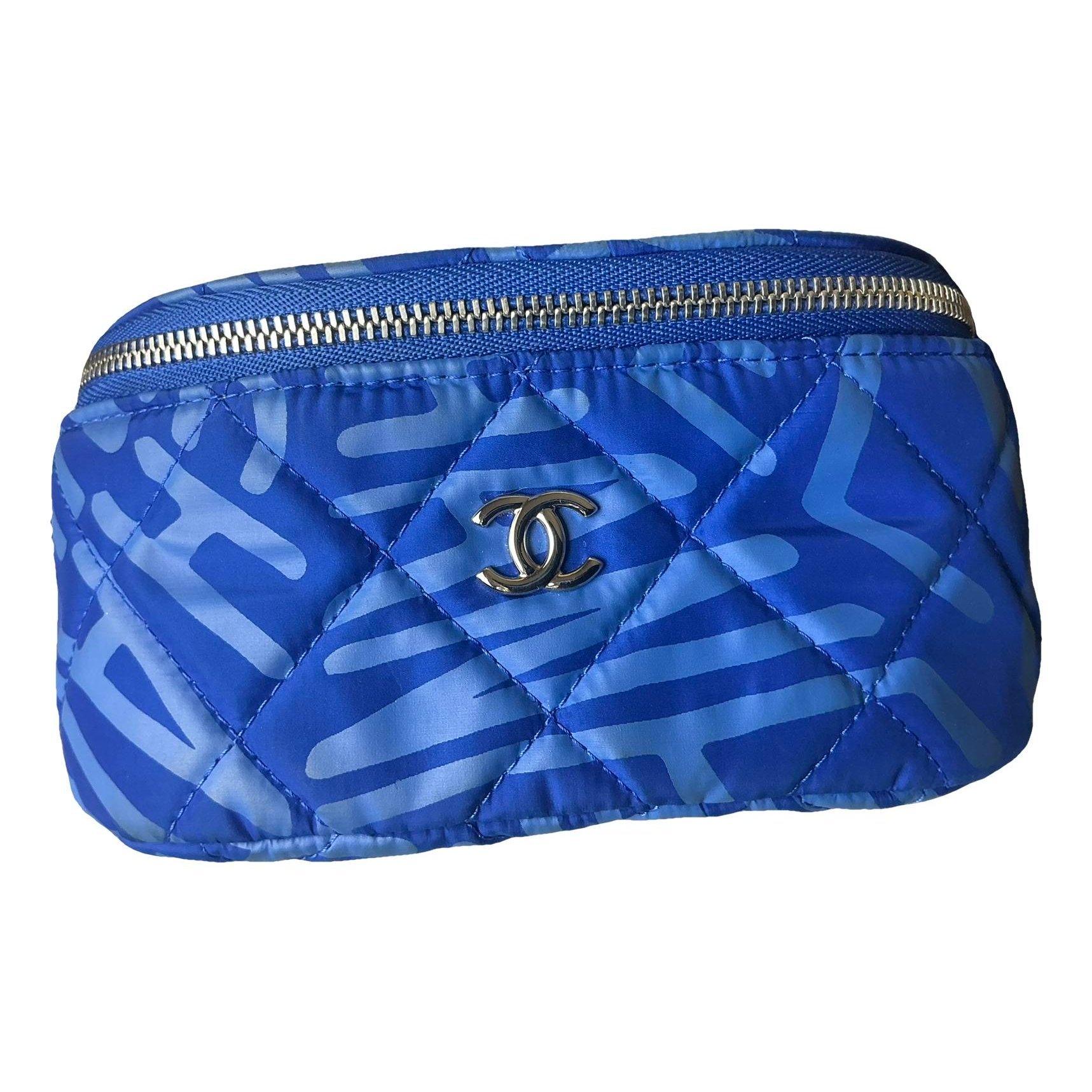 Cloth clutch bag