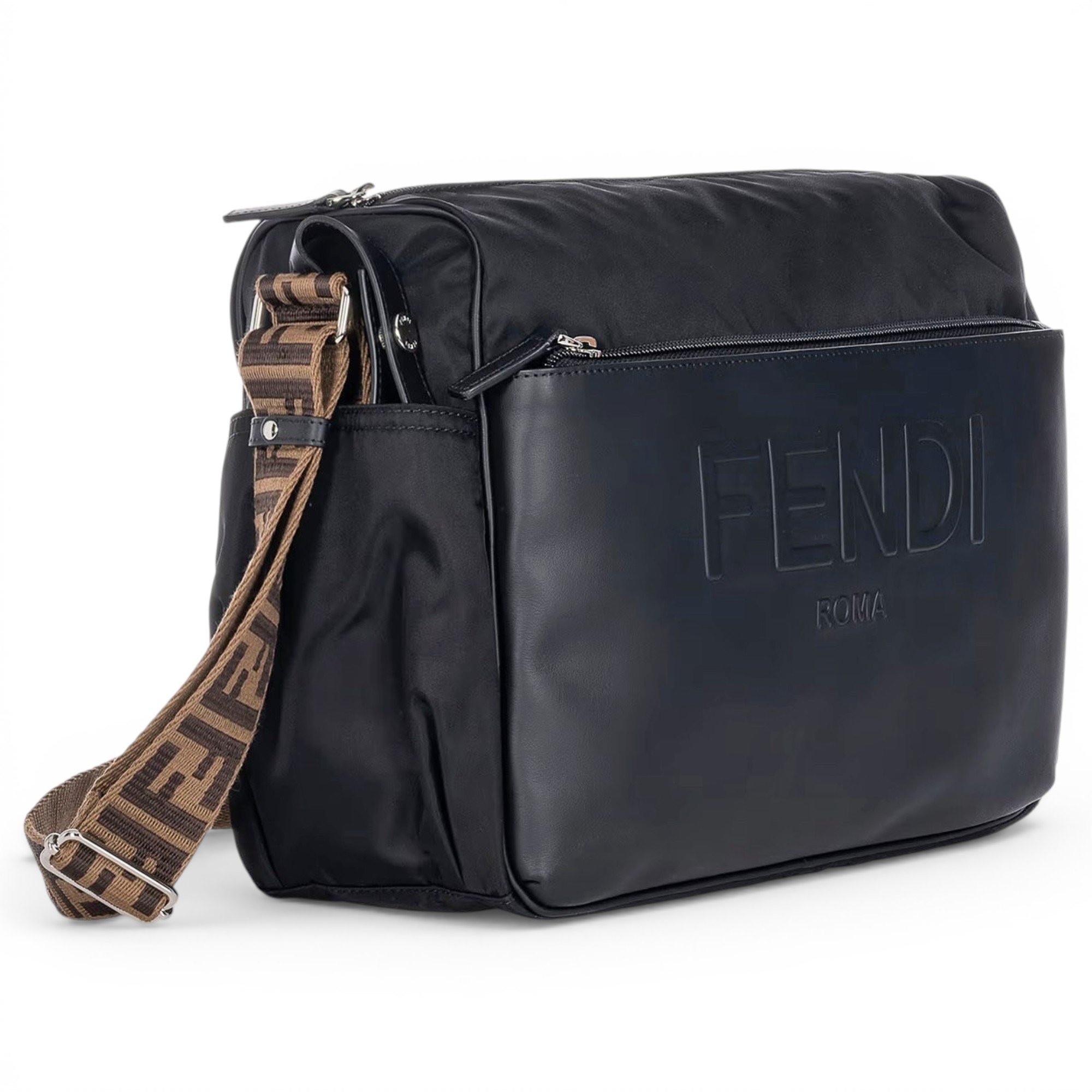 Leather travel bag