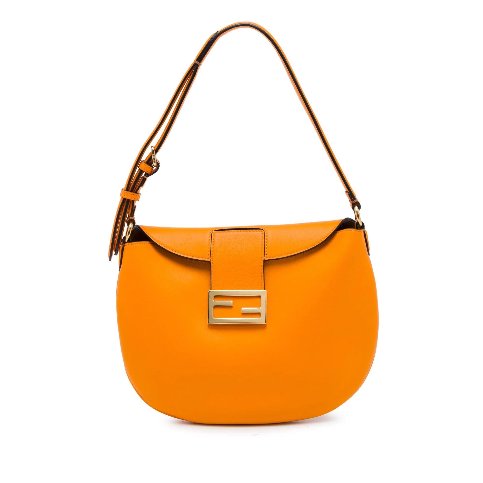 Croissant leather bag