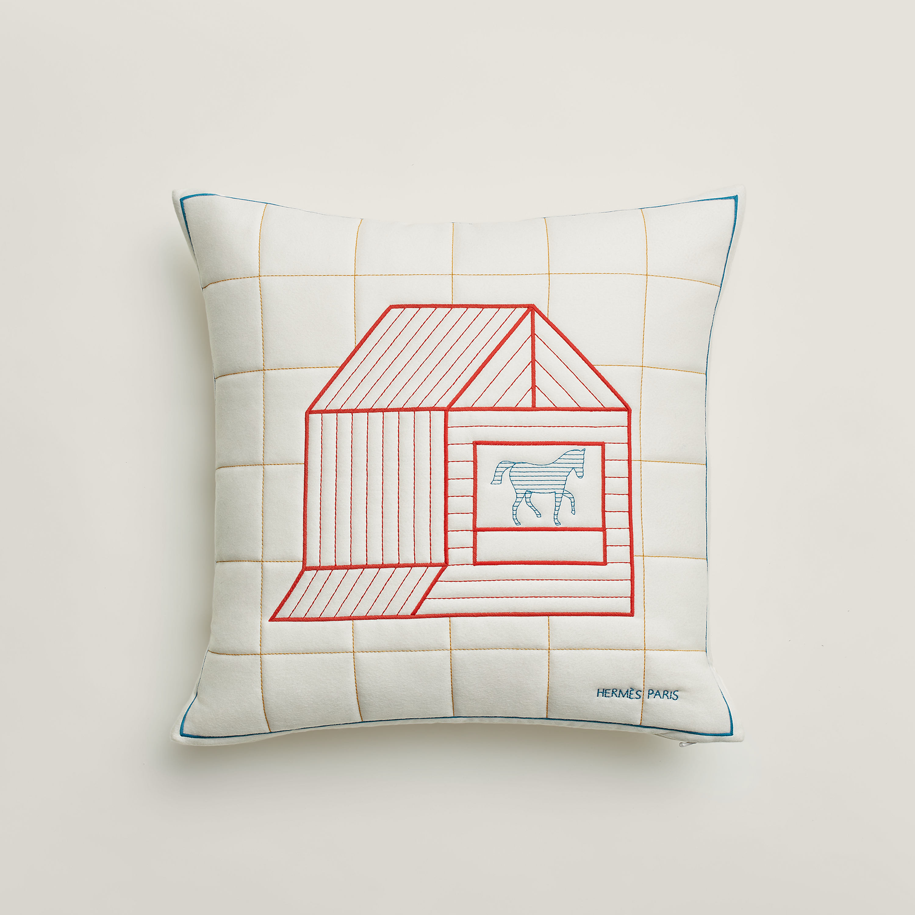 Les Cabanes pillow