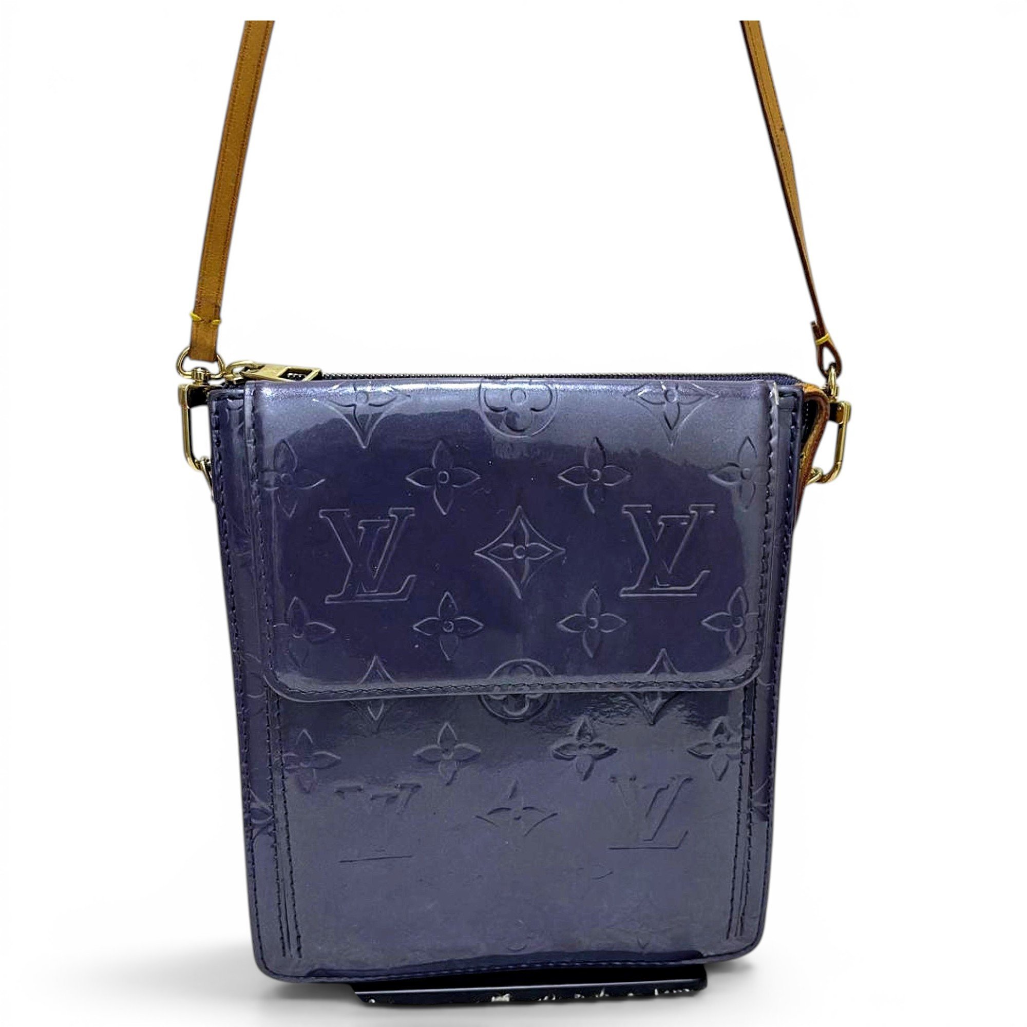 Patent leather handbag