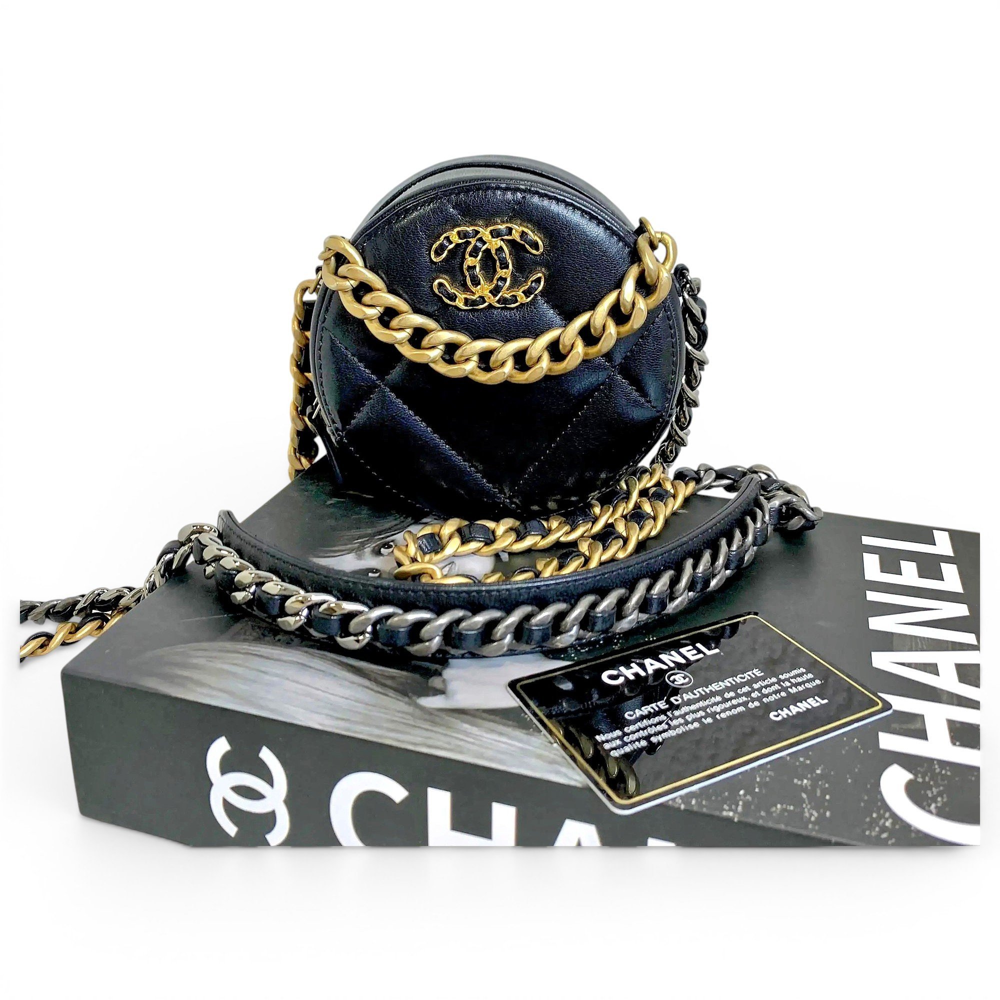 Chanel 19 leather crossbody bag