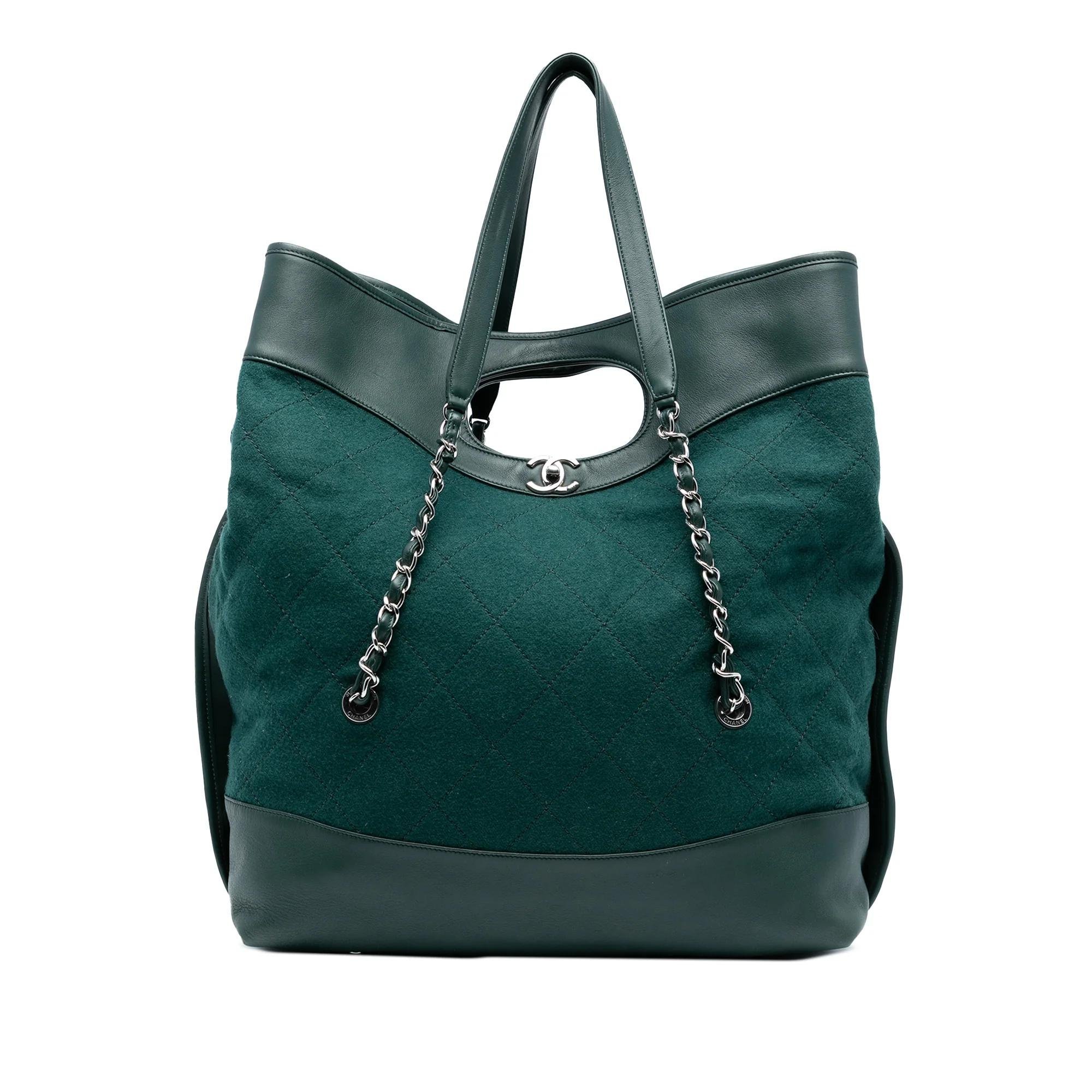 Classic CC Shopping pony-style calfskin handbag