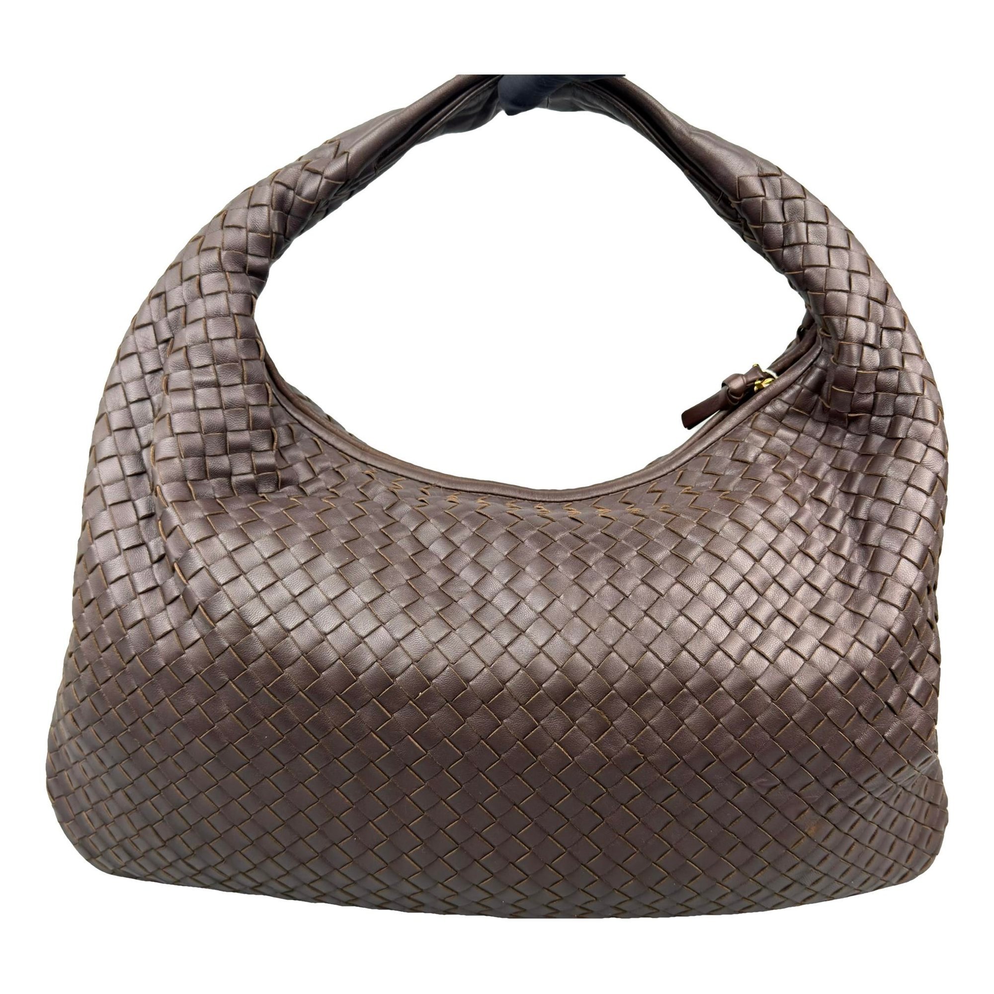Veneta leather handbag