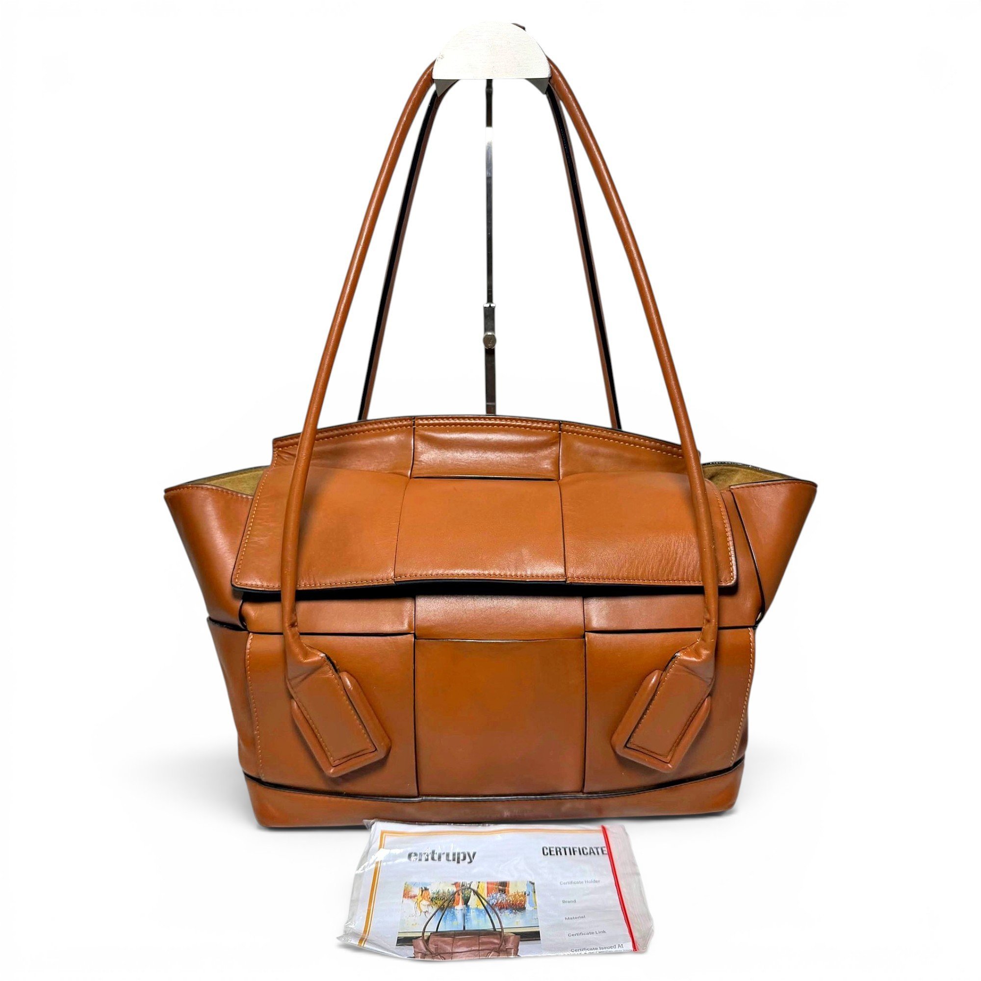 Arco leather tote