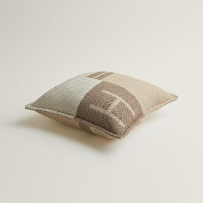 Naturel Avalon Cab Pillow