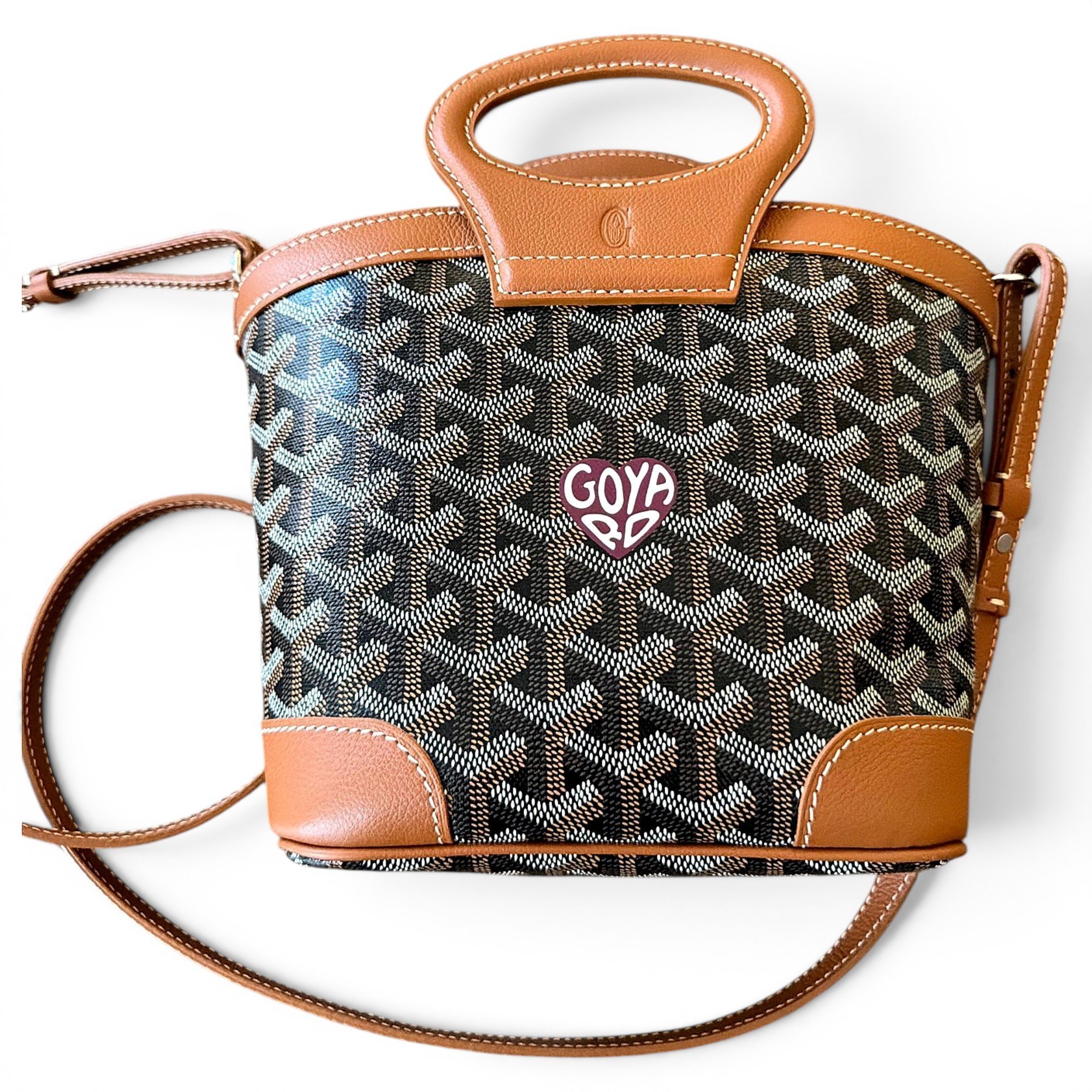 Béluga leather crossbody bag