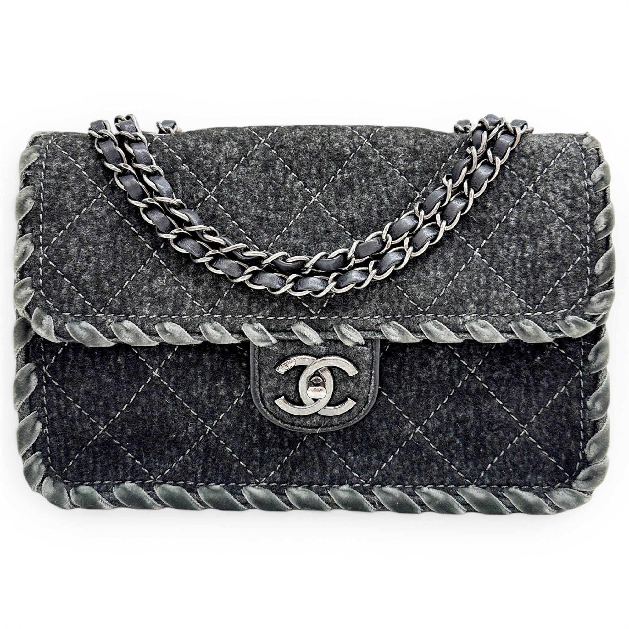 Wool handbag
