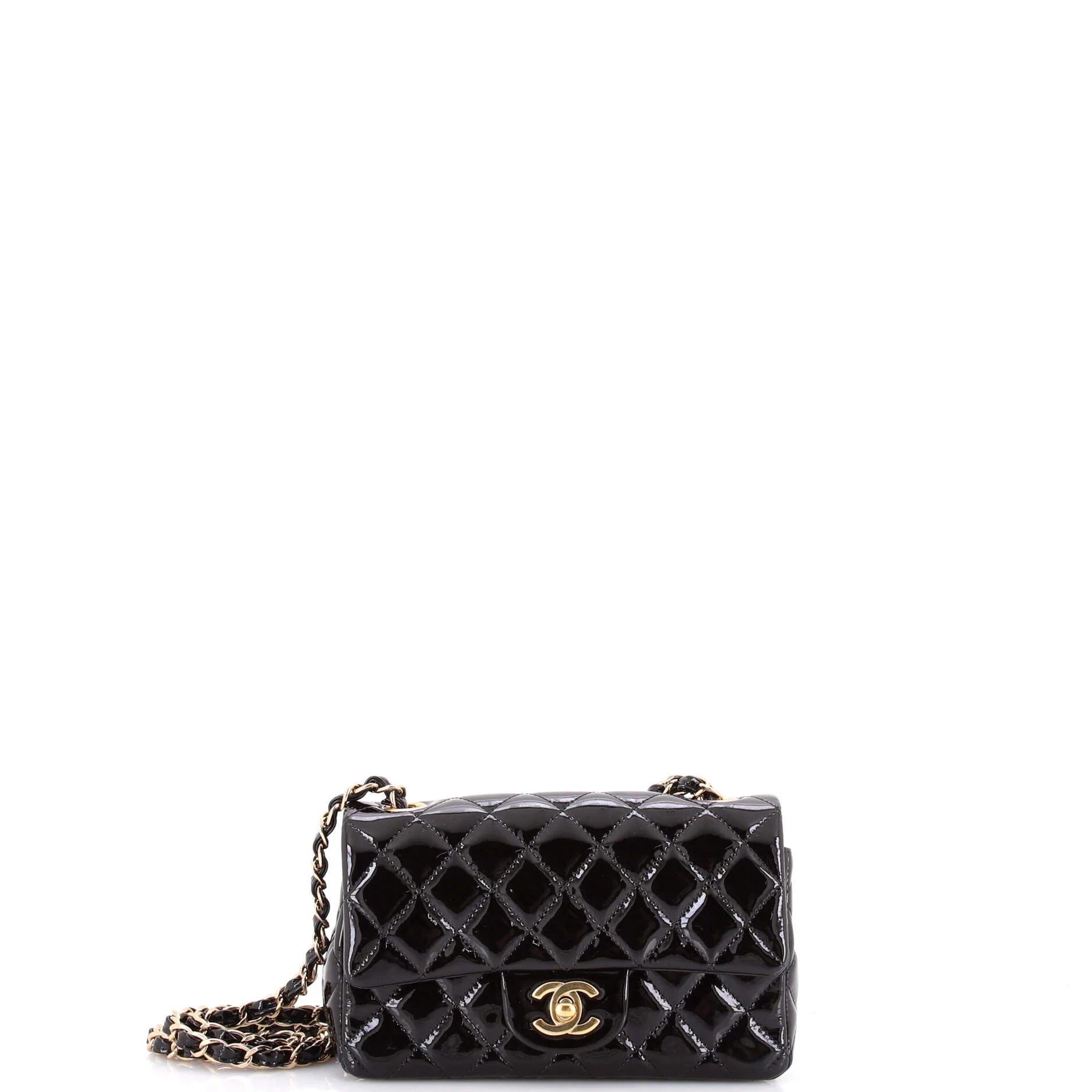 Timeless/Classique patent leather crossbody bag