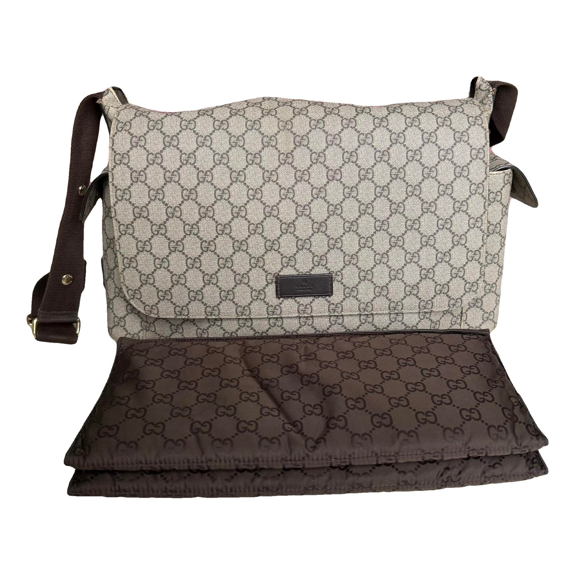 Leather vanity case