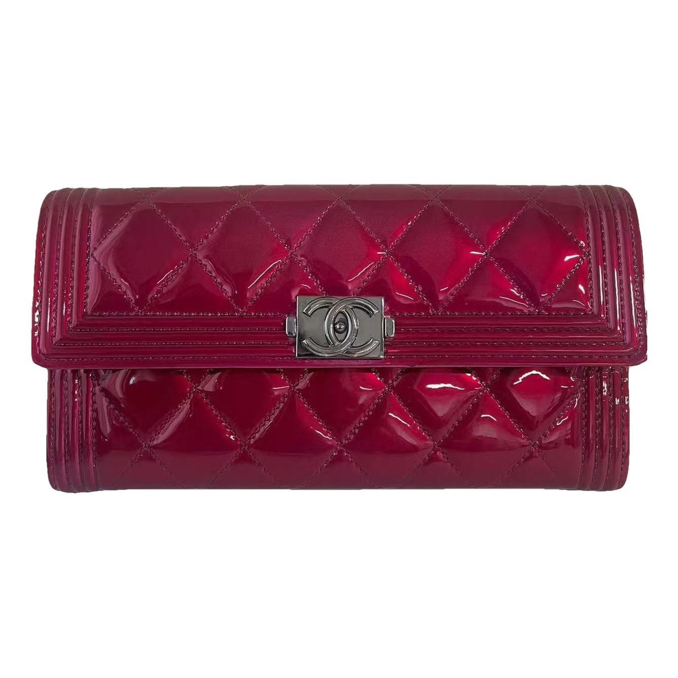 Patent leather clutch bag