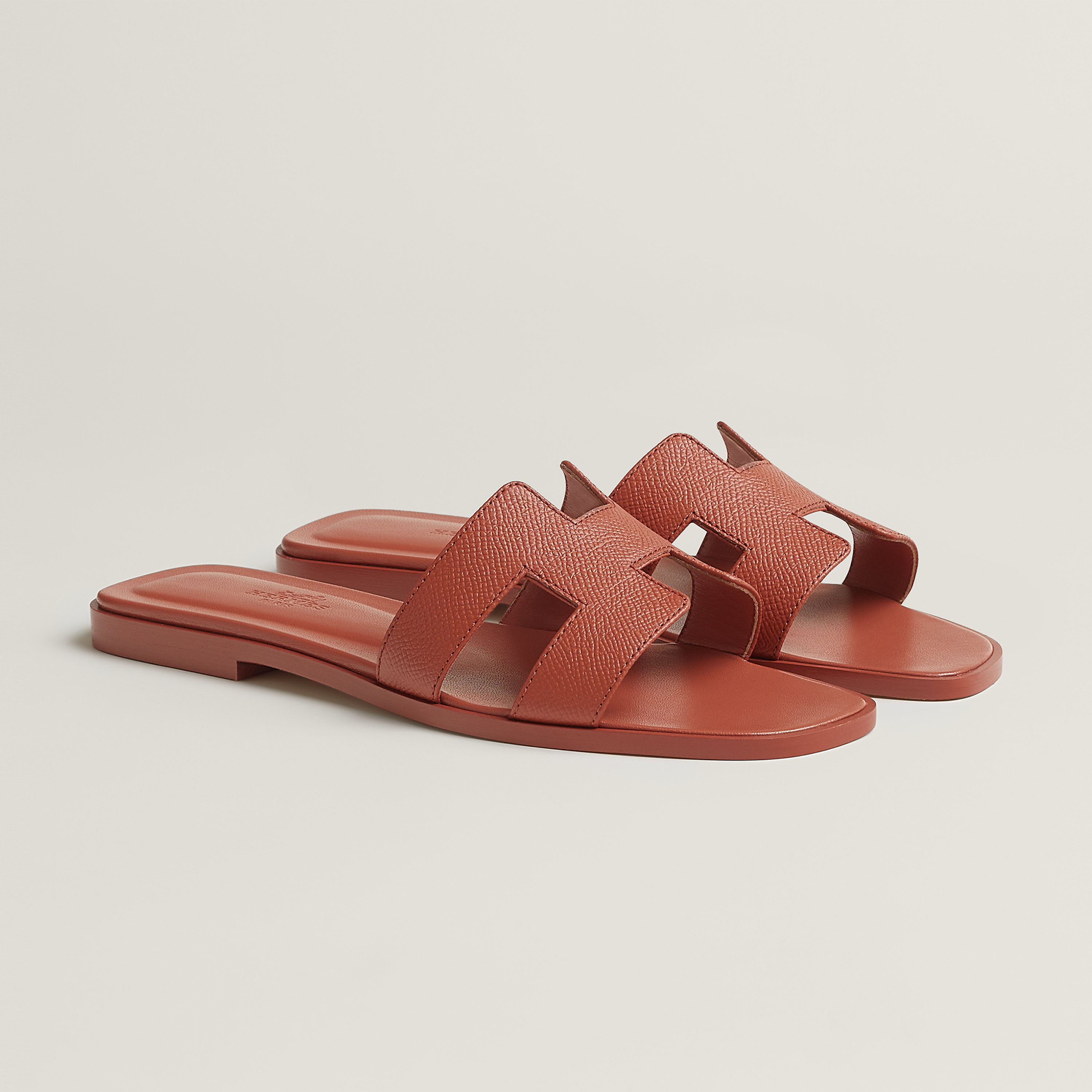 Oran sandal