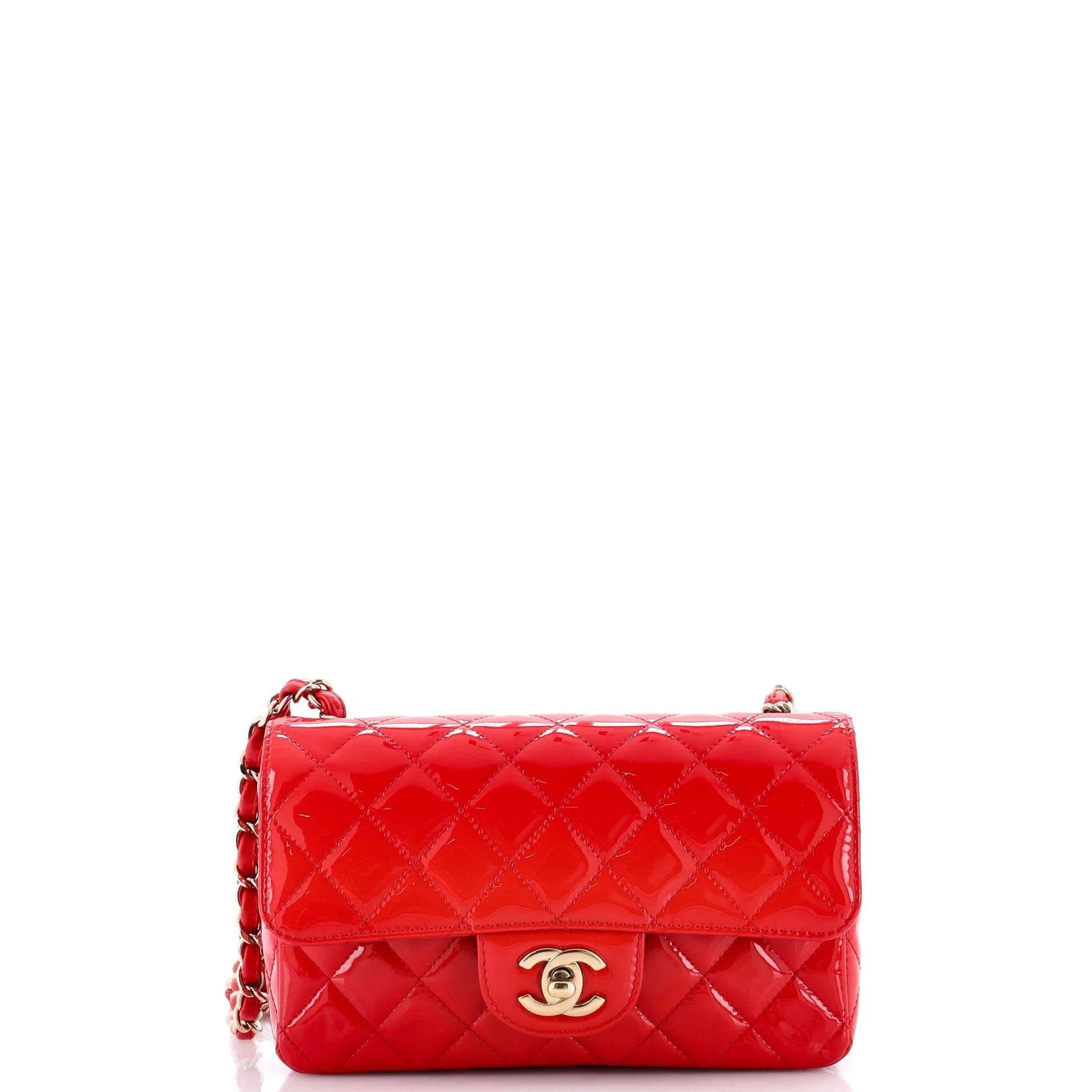 Timeless/Classique patent leather crossbody bag