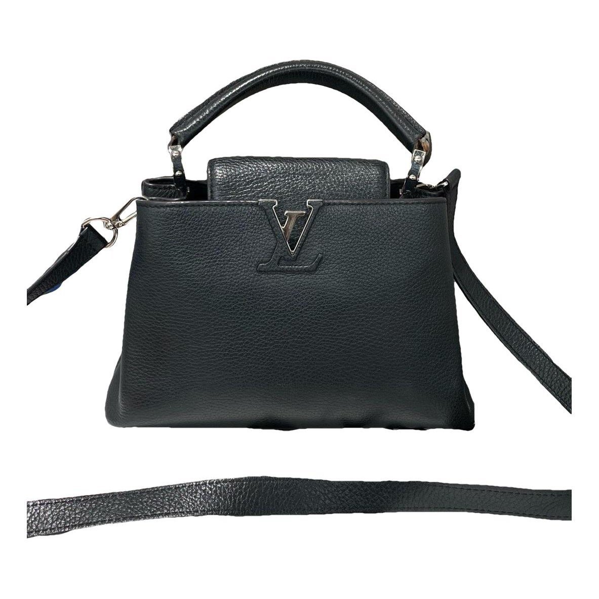 Capucines leather handbag