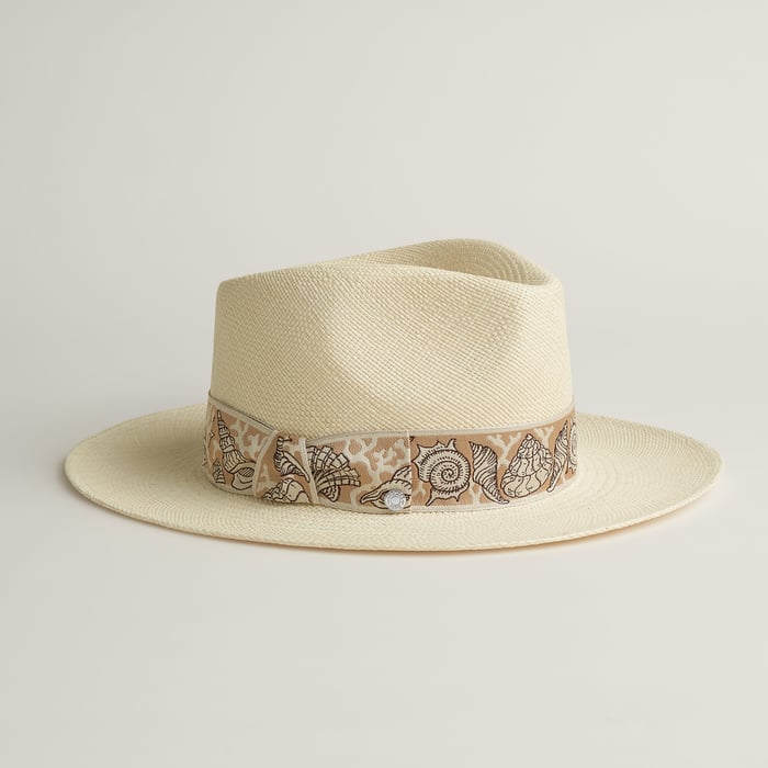 Izia Seashell Hat