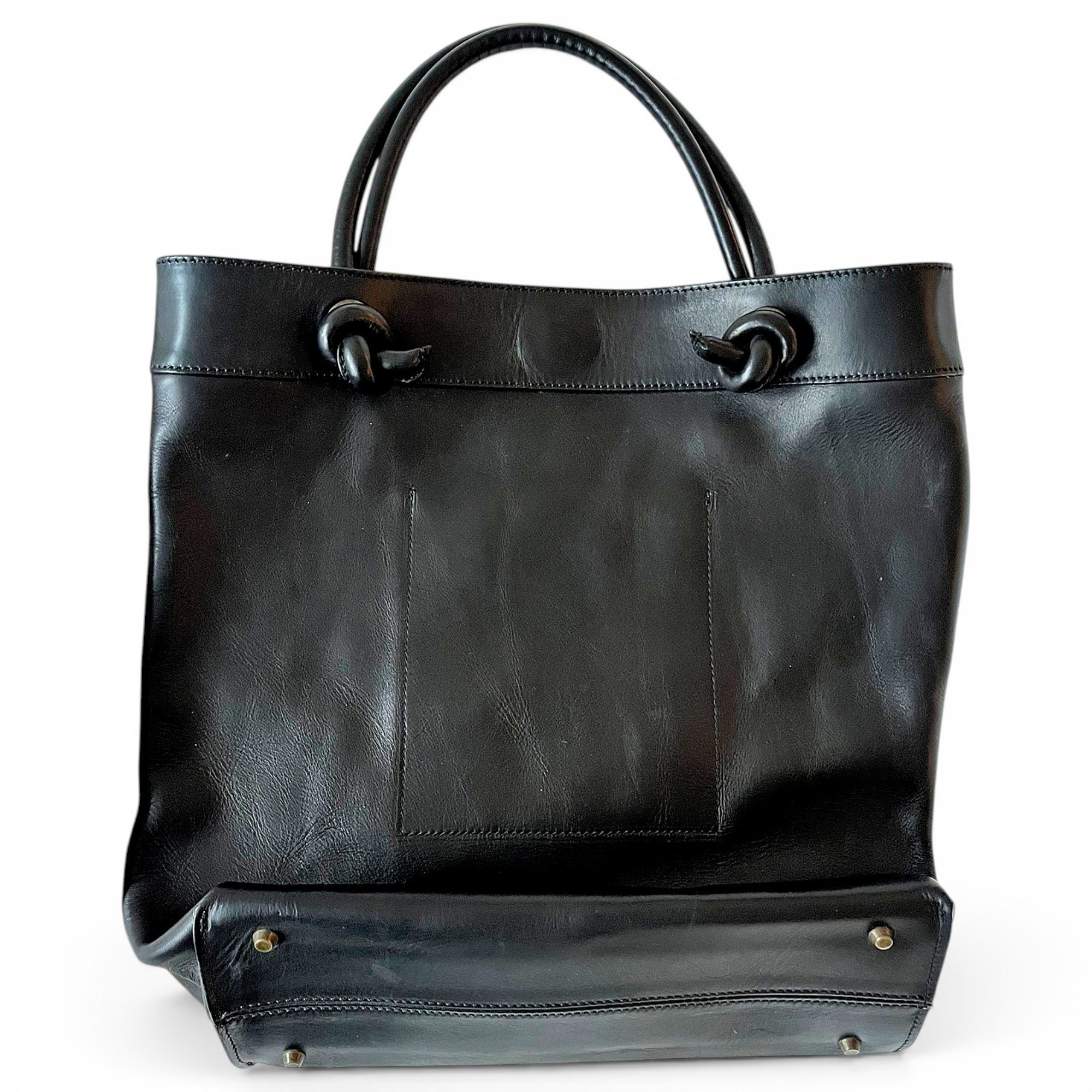Leather handbag