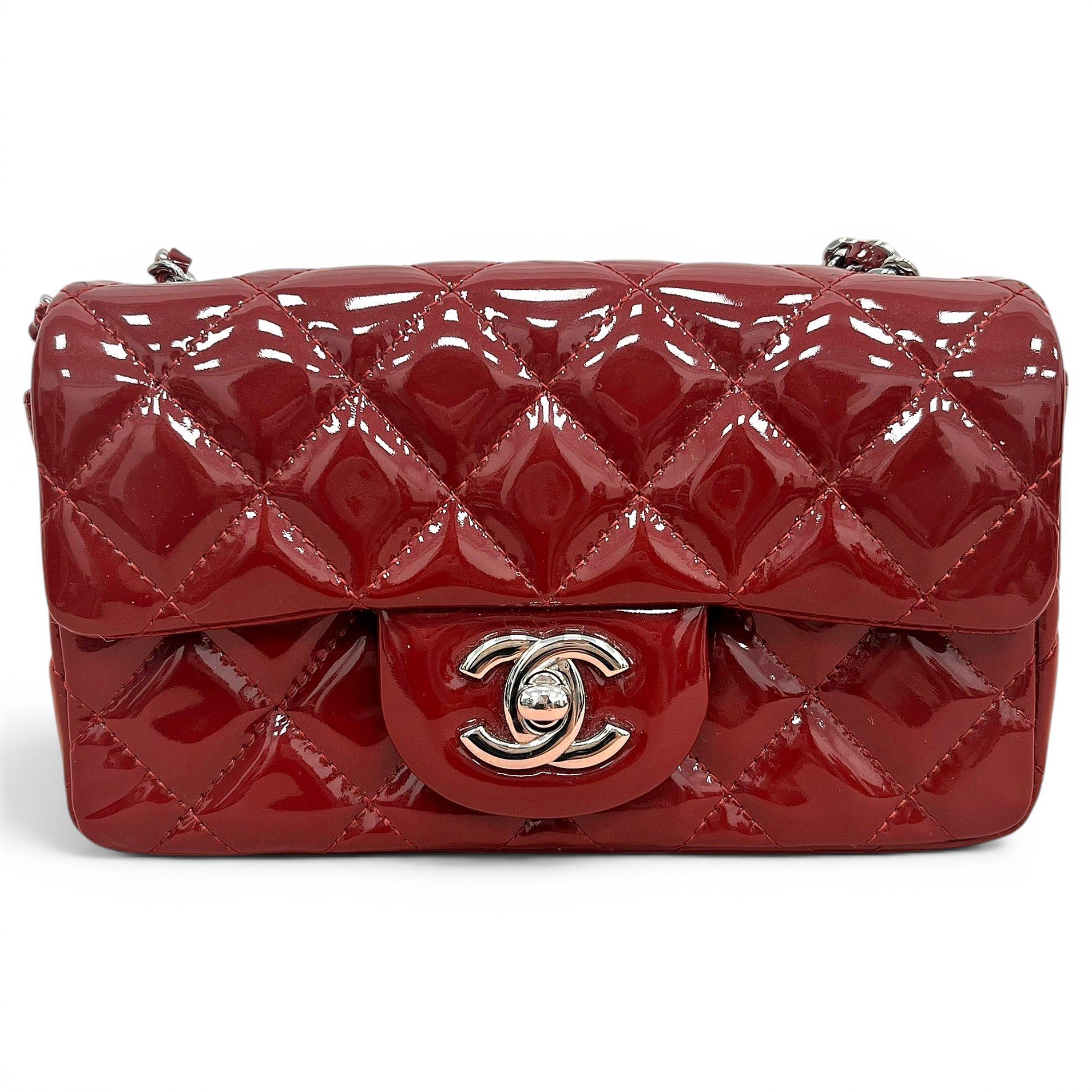 Timeless/Classique patent leather handbag