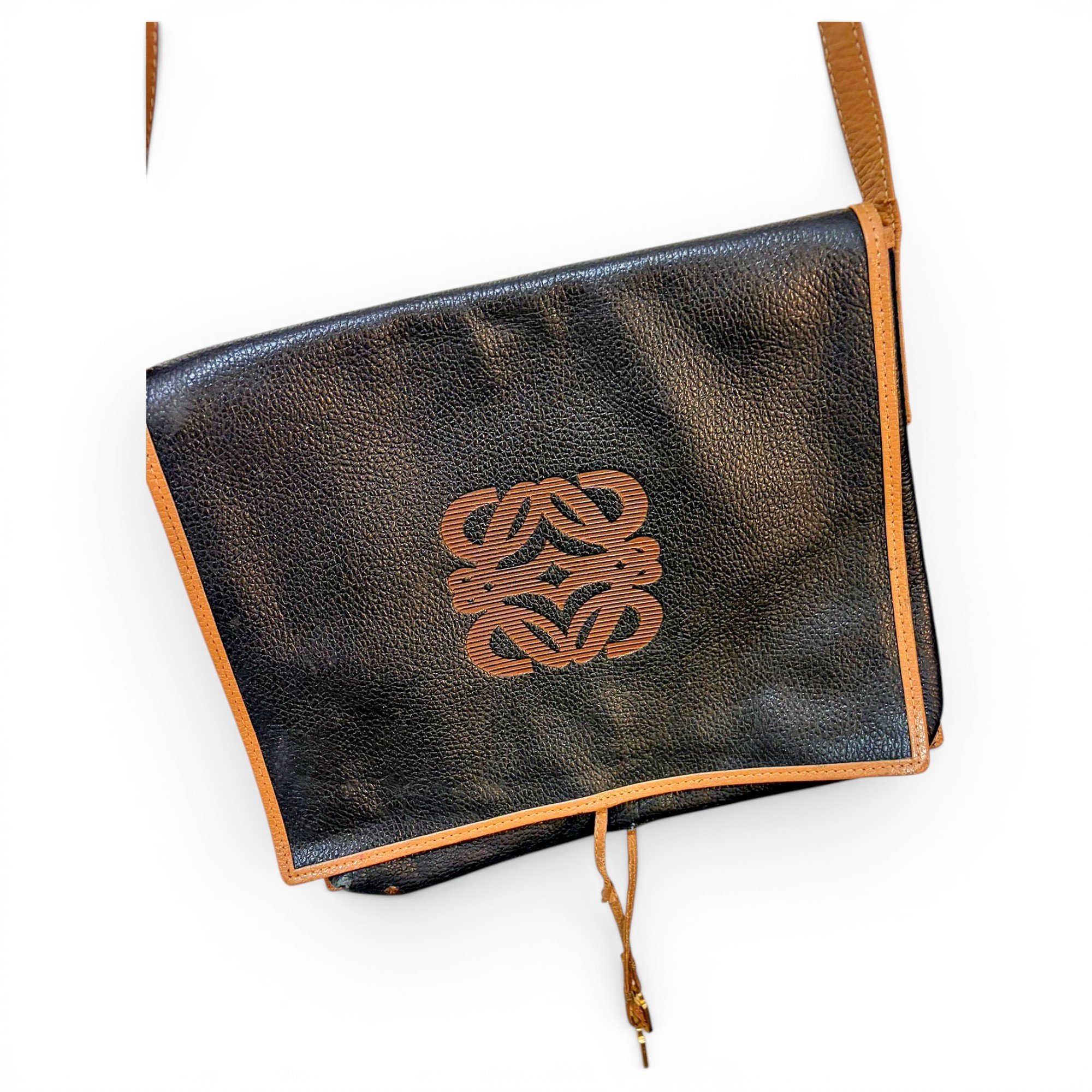 Leather crossbody bag